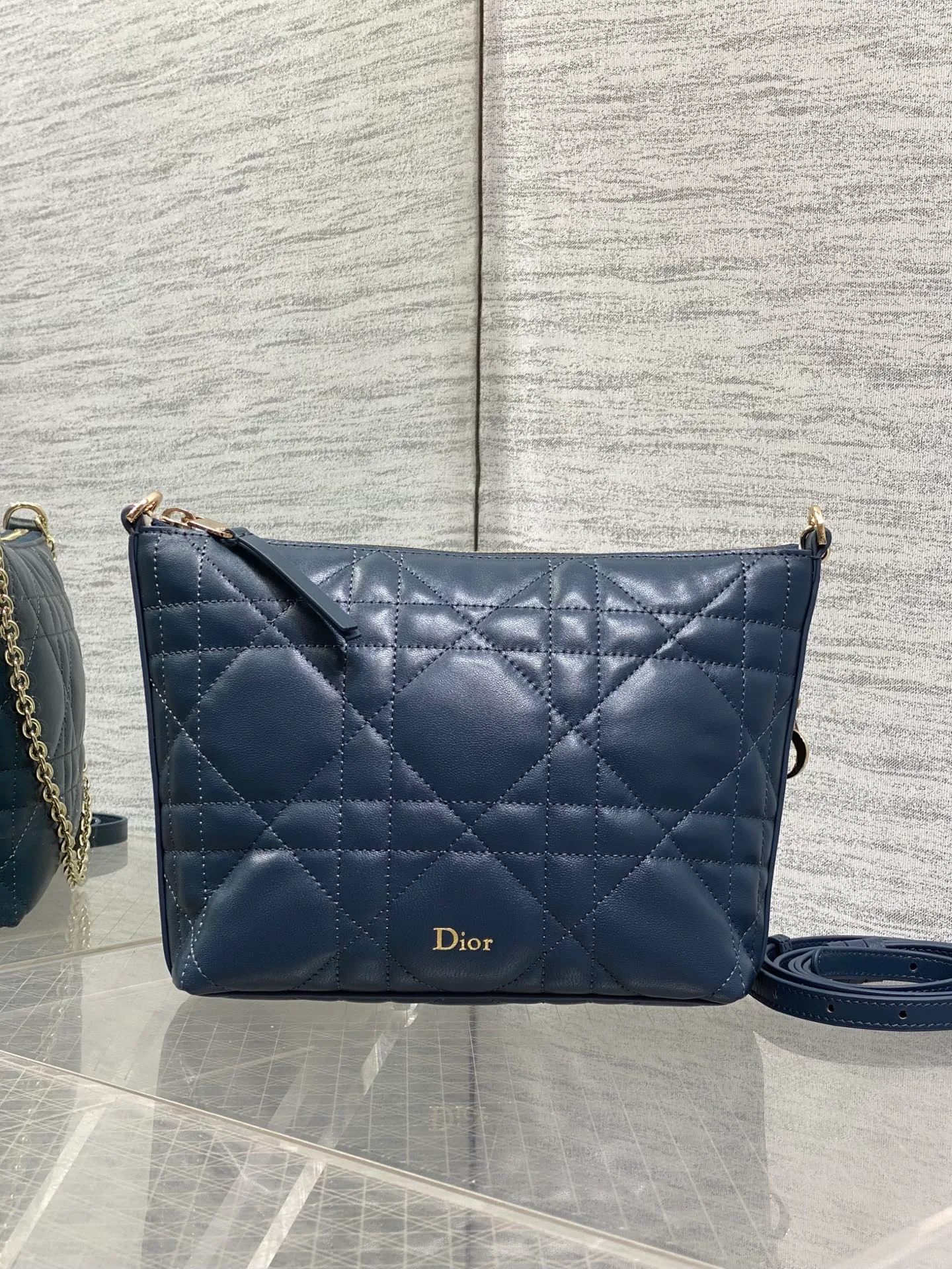 Классические Сумки Женские Christian Dior 17629545