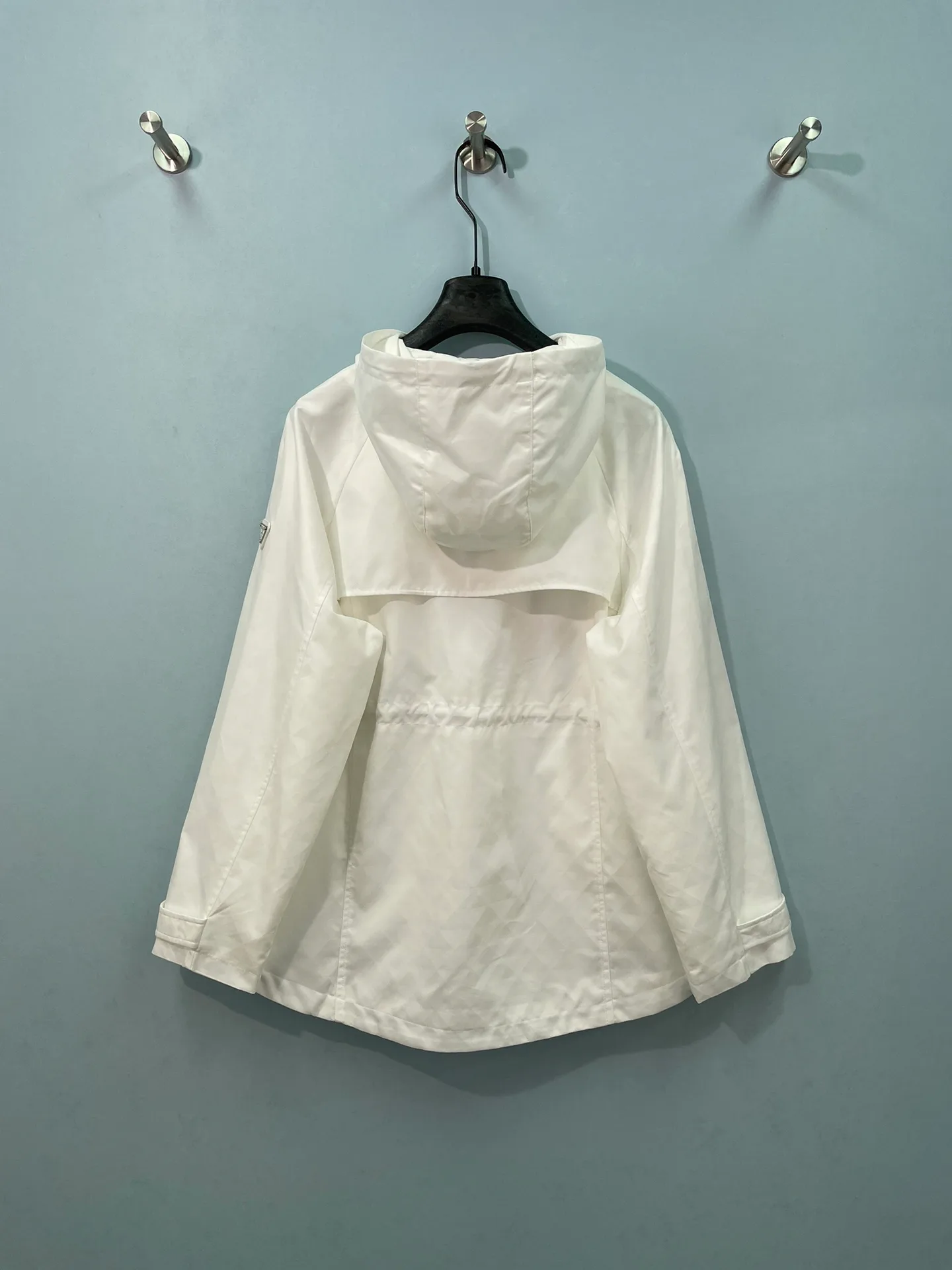 Куртки И Пуховики Женские Prada 17943345