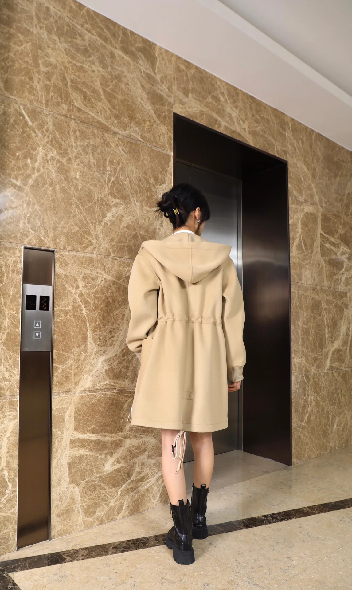 Пальто Женские Louis Vuitton 5563594