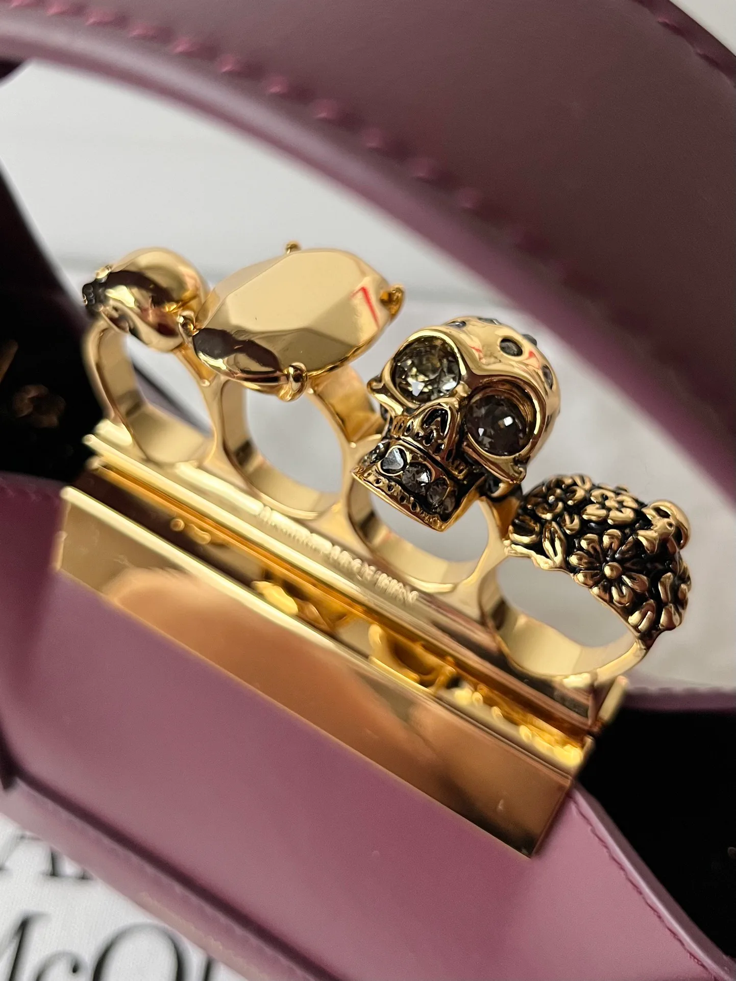 Классические Сумки Женские Alexander Mcqueen 11472513