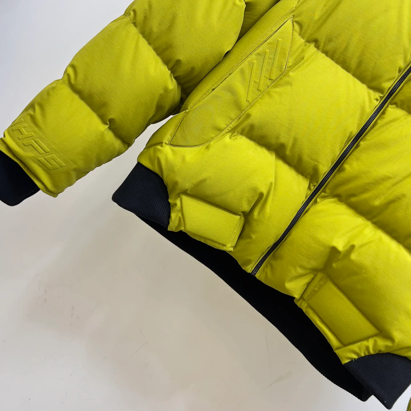 Куртки И Пуховики Женские Louis Vuitton 844136