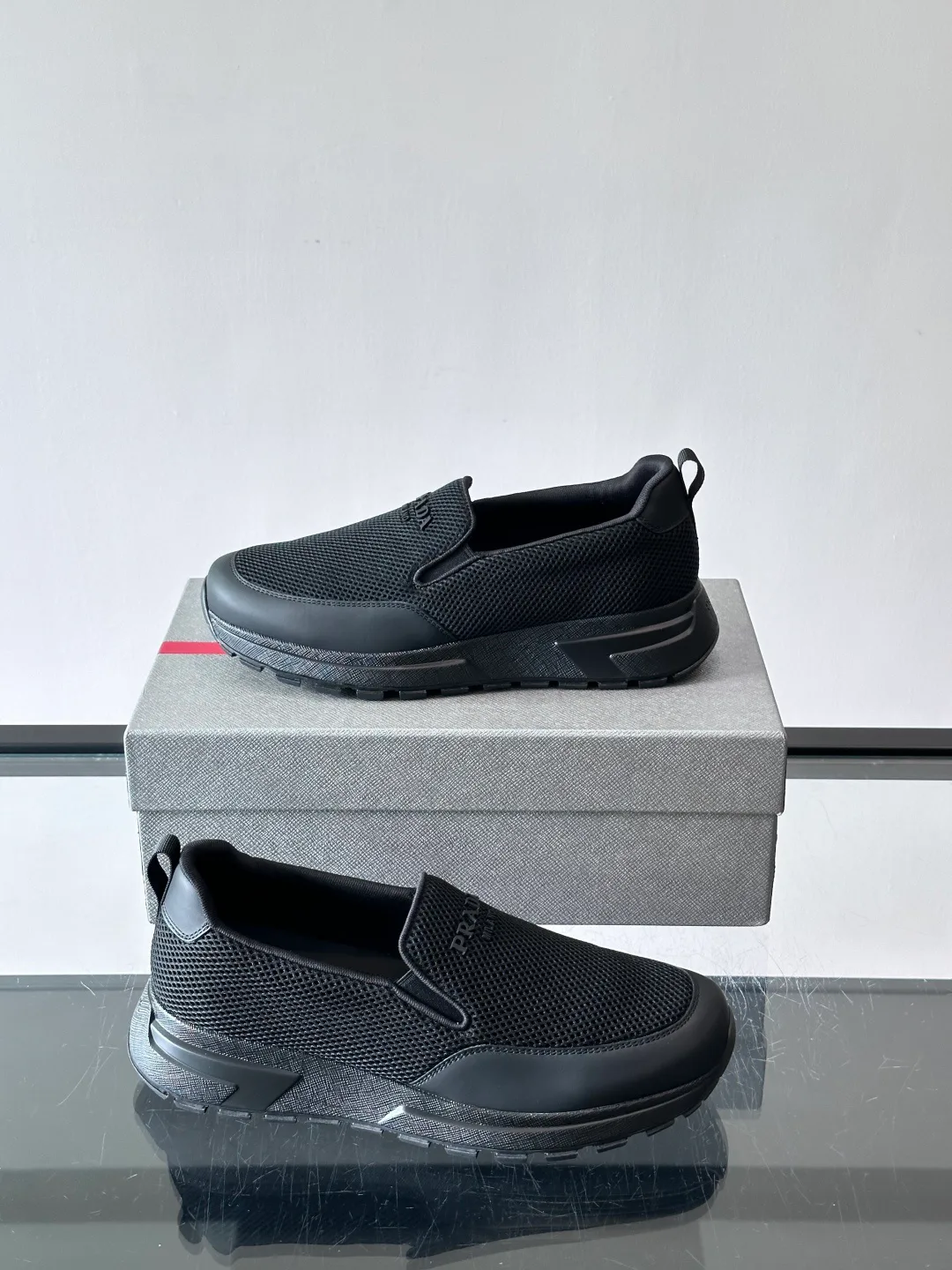 Кроссовки Мужские Prada 17349527
