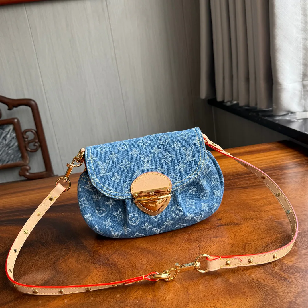 Сумки На Ремне Женские Louis Vuitton 340519