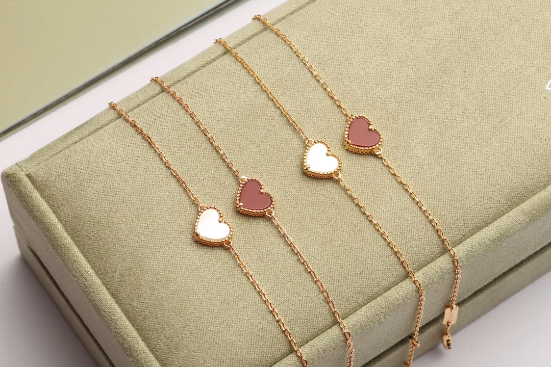 Бижутерия Van Cleef & Arpels 22234