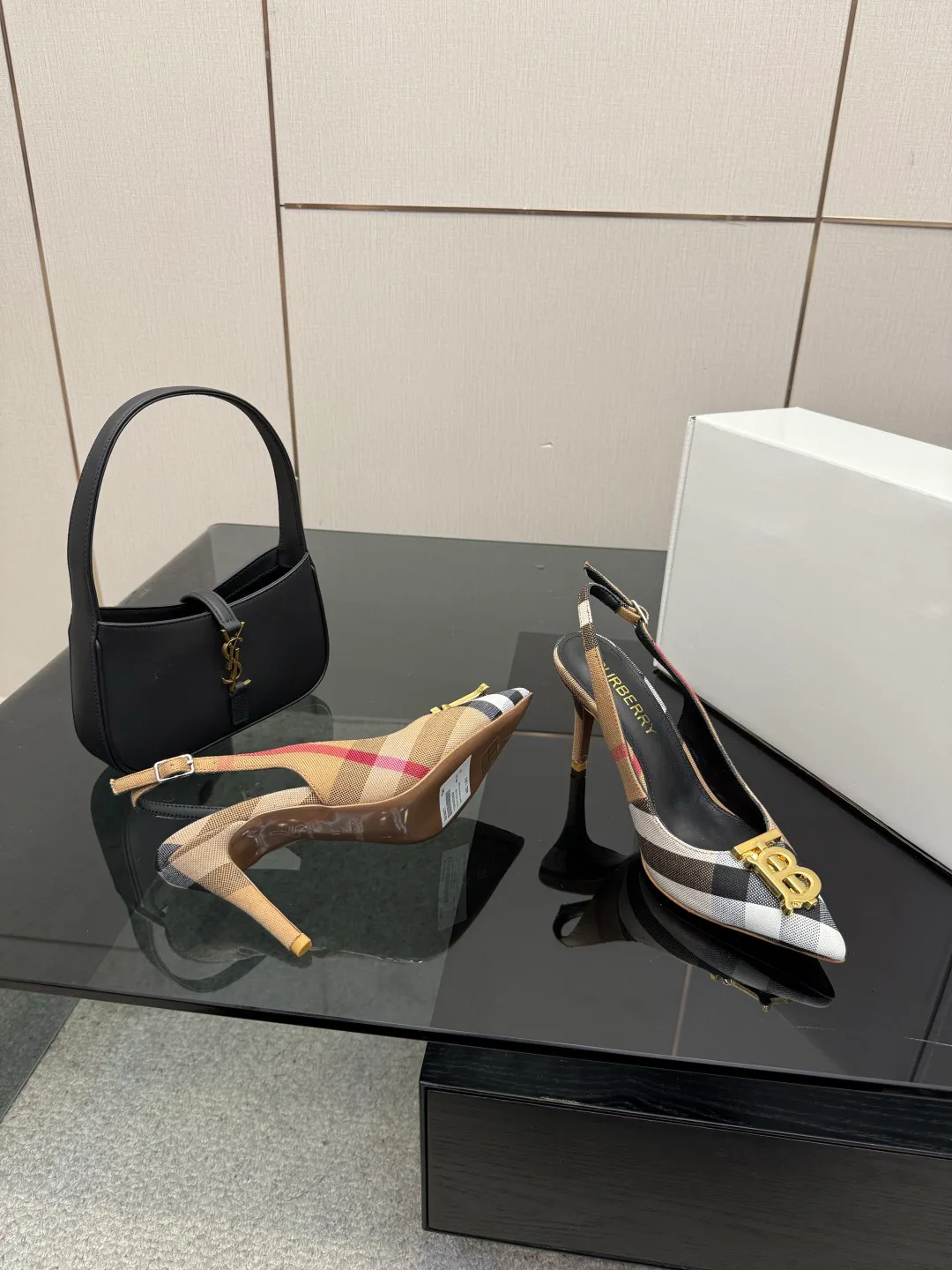 Туфли Женские Burberry 11336449