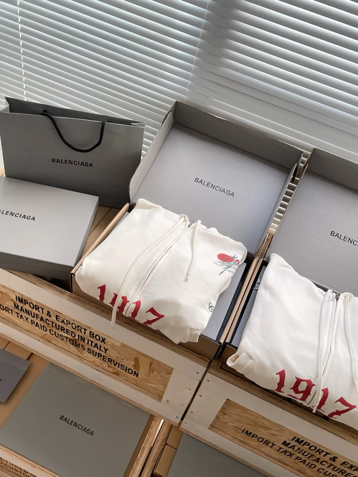 Свитшоты И Худи Мужские Balenciaga 18153416