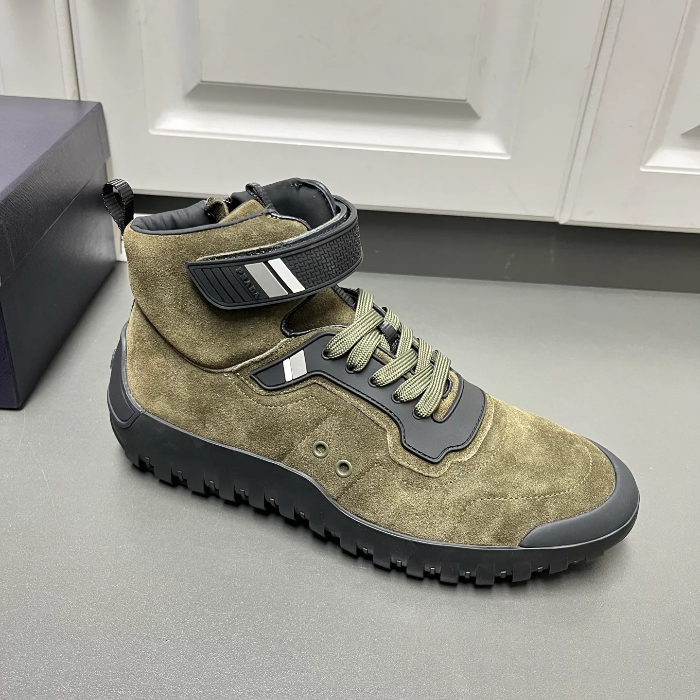 Кроссовки Мужские Prada 1140881