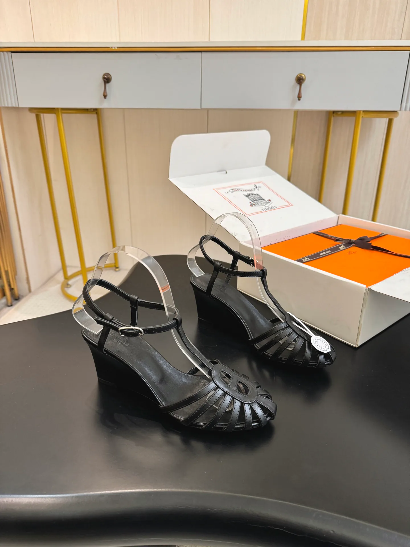 Босоножки Женские Hermes 17617903