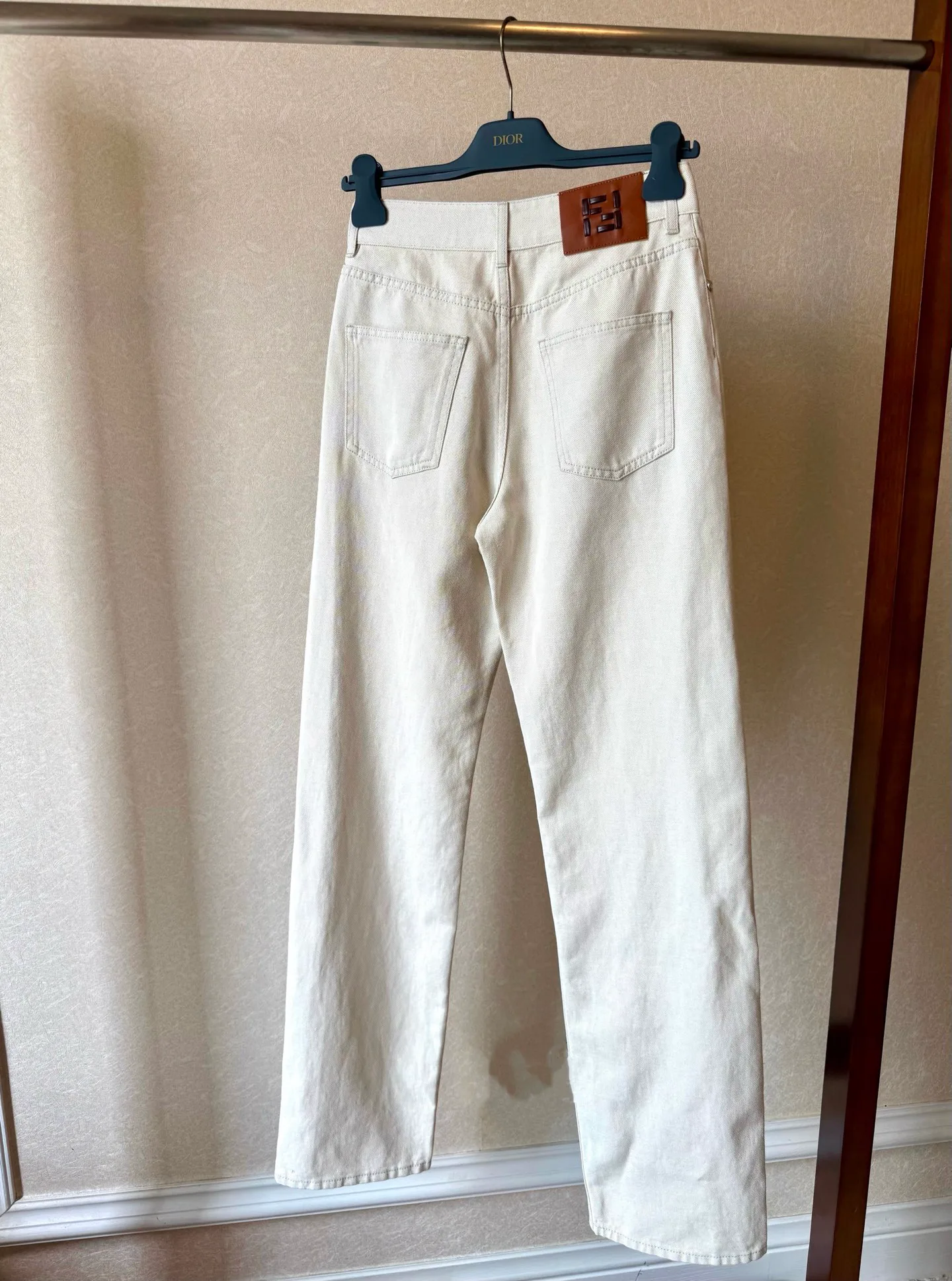 Брюки Женские Fendi 13356670