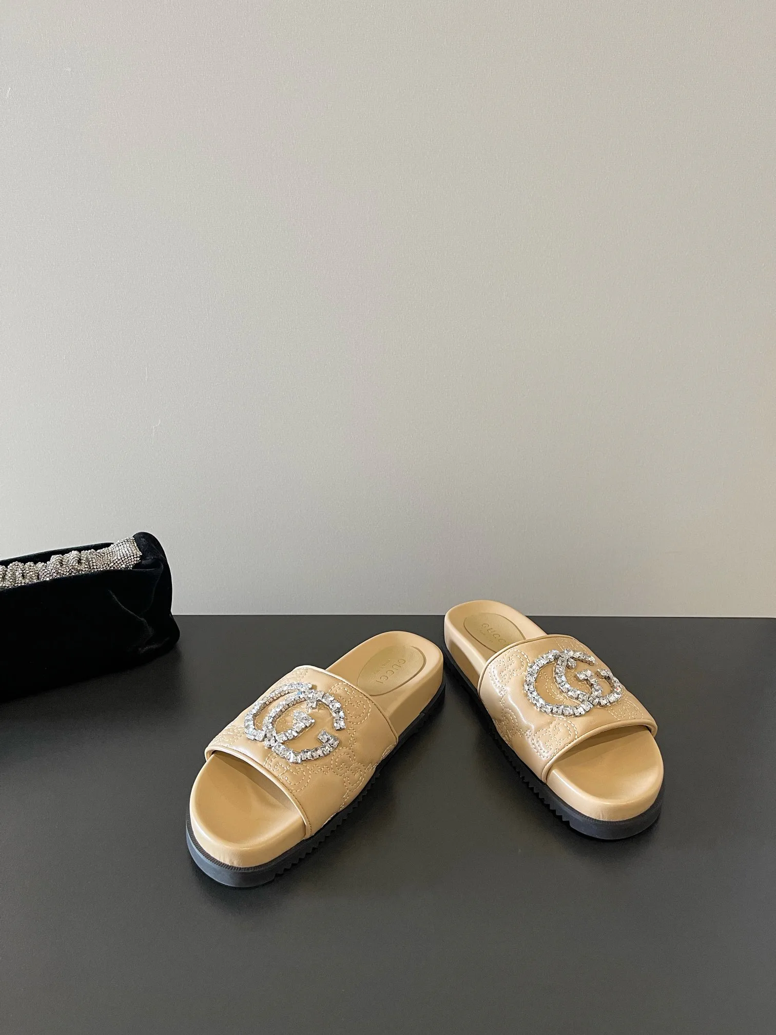 Шлепанцы Женские Gucci 30081