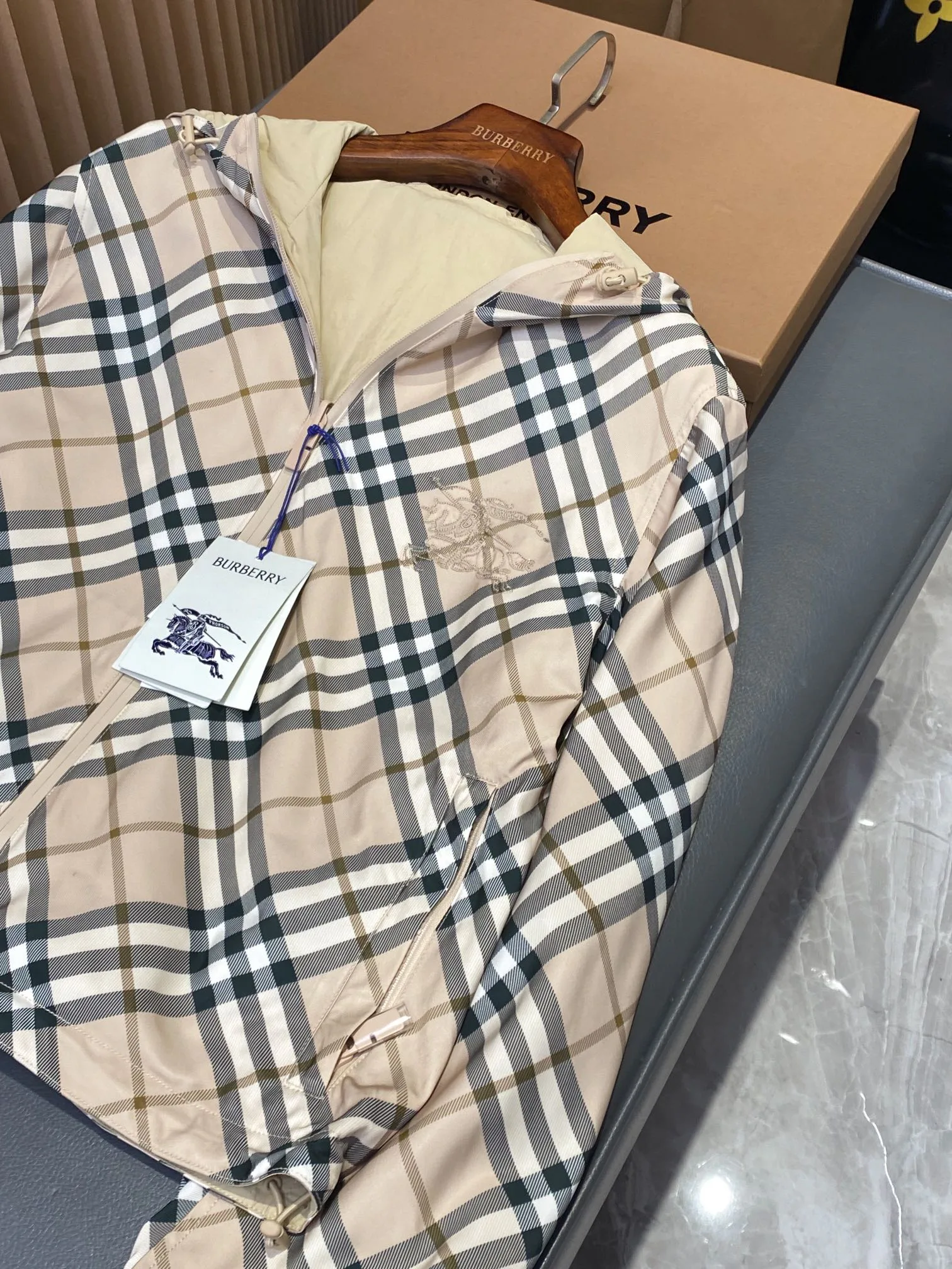 Куртки И Пуховики Мужские Burberry 13433005