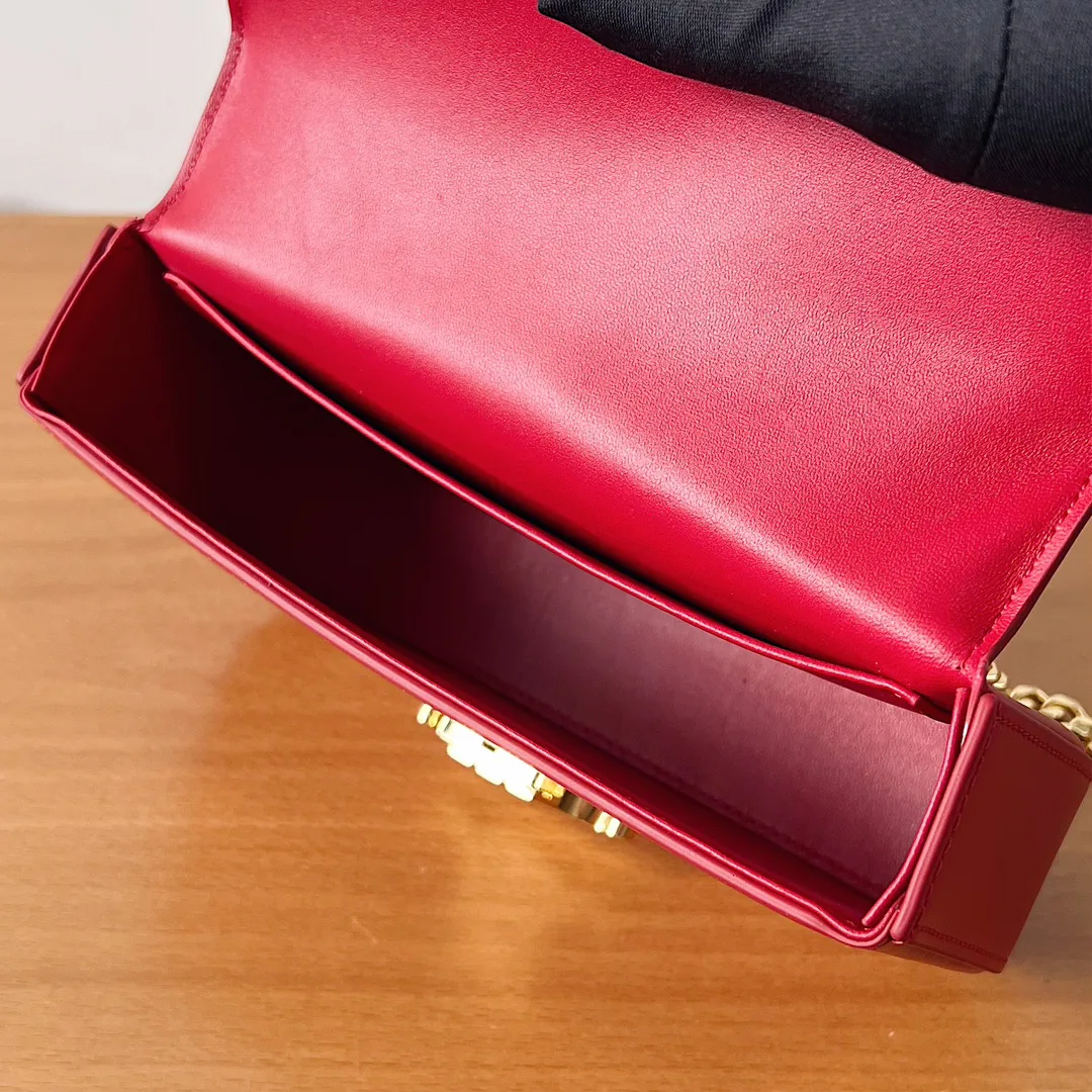 Сумки На Ремне Женские Celine 11692485