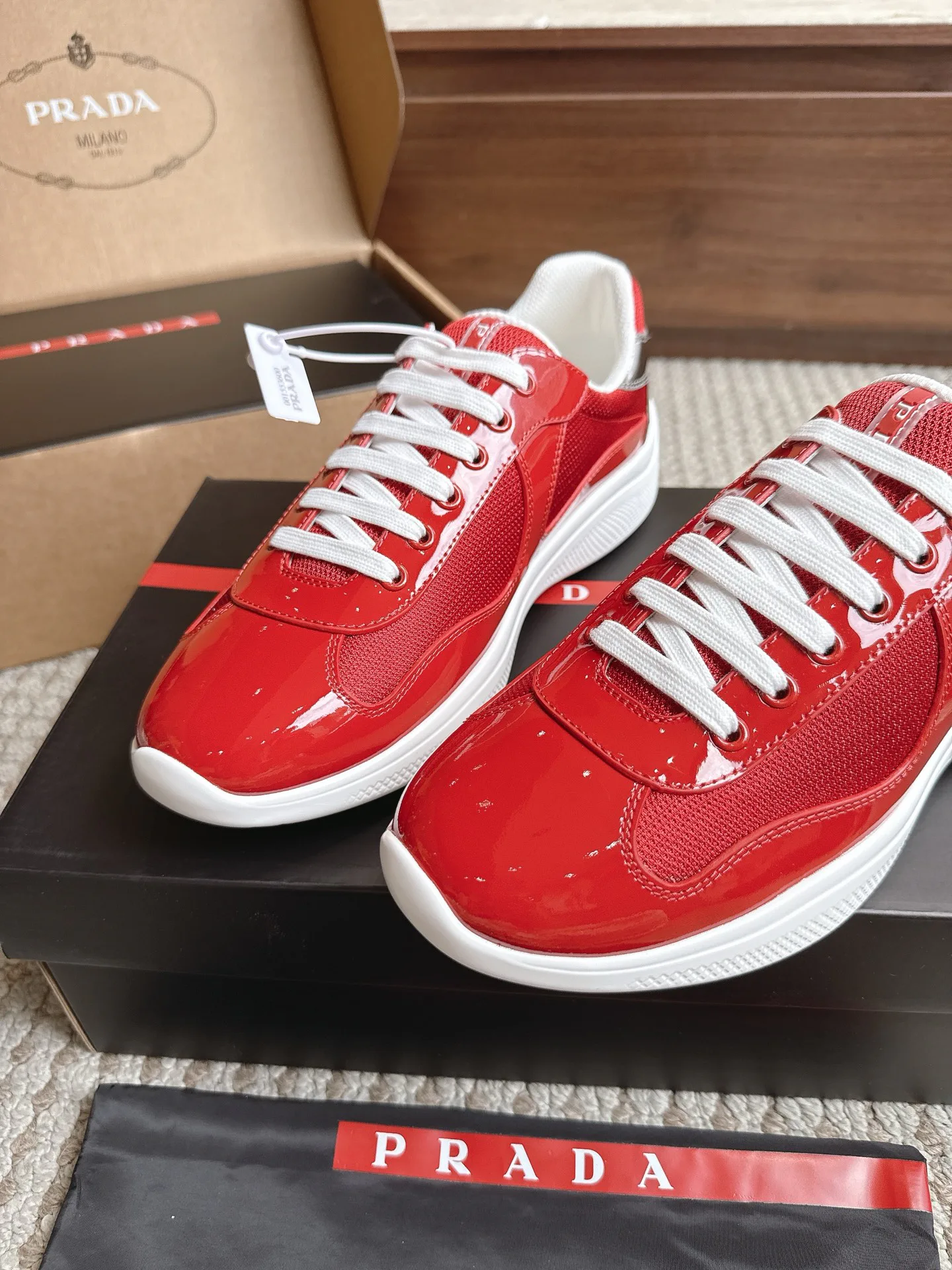 Кроссовки Женские Prada 17470451