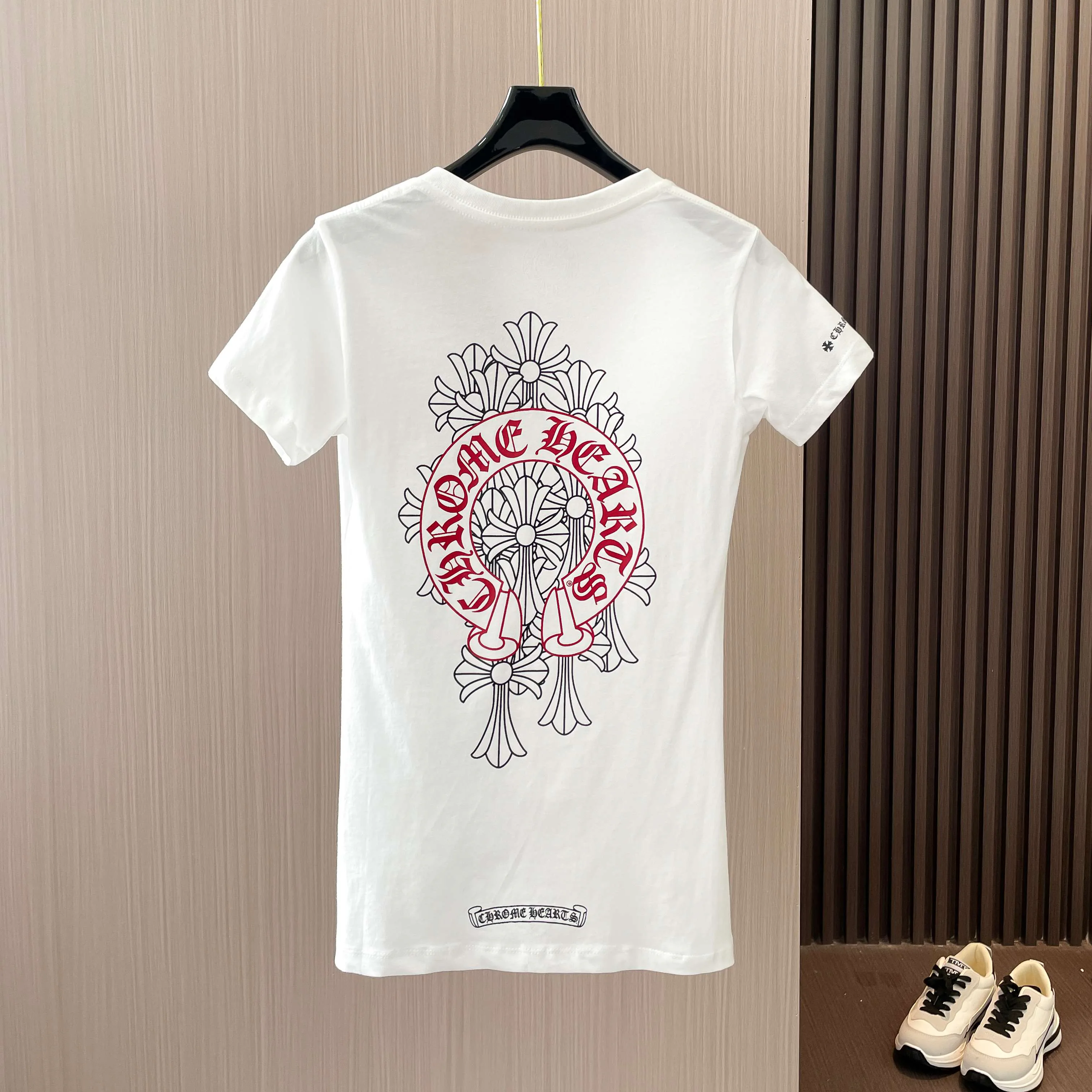 Футболки Женские Chrome Hearts 13425682