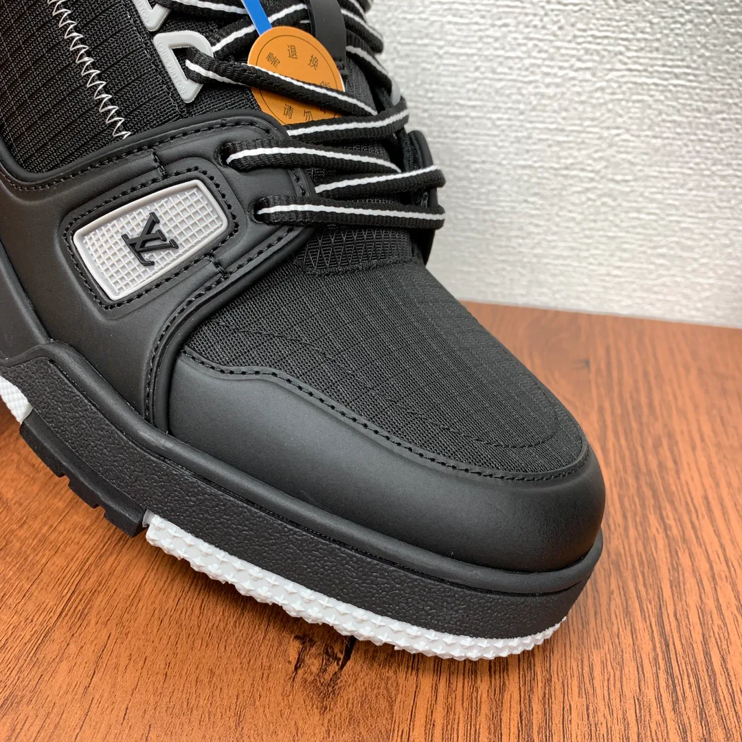 Кроссовки Мужские Louis Vuitton 5892121