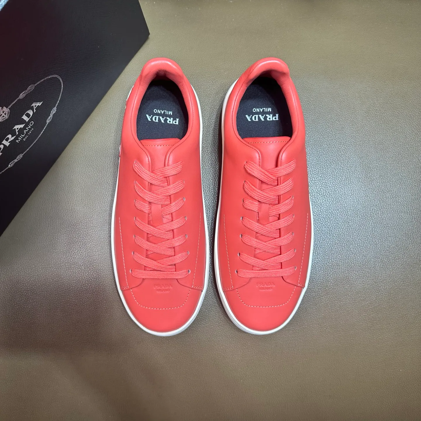 Кроссовки Мужские Prada 19058849