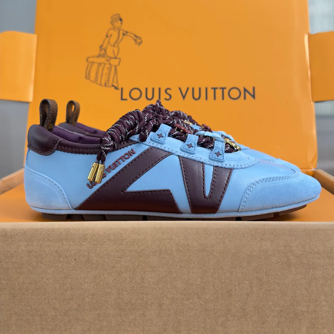 Кроссовки Женские Louis Vuitton 17950638