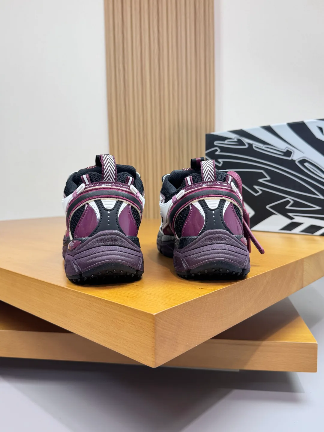 Кроссовки Женские Off-White 152431