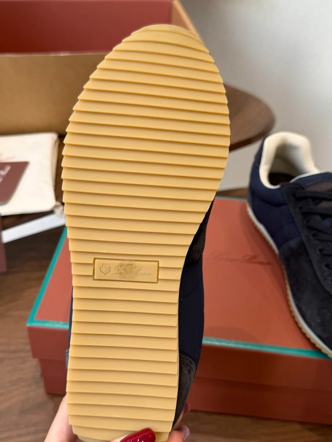 Кроссовки Женские Loro Piana 17535464