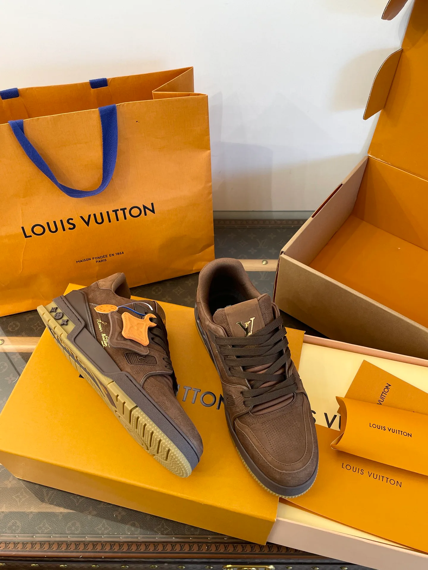 Кроссовки Мужские Louis Vuitton 2628965