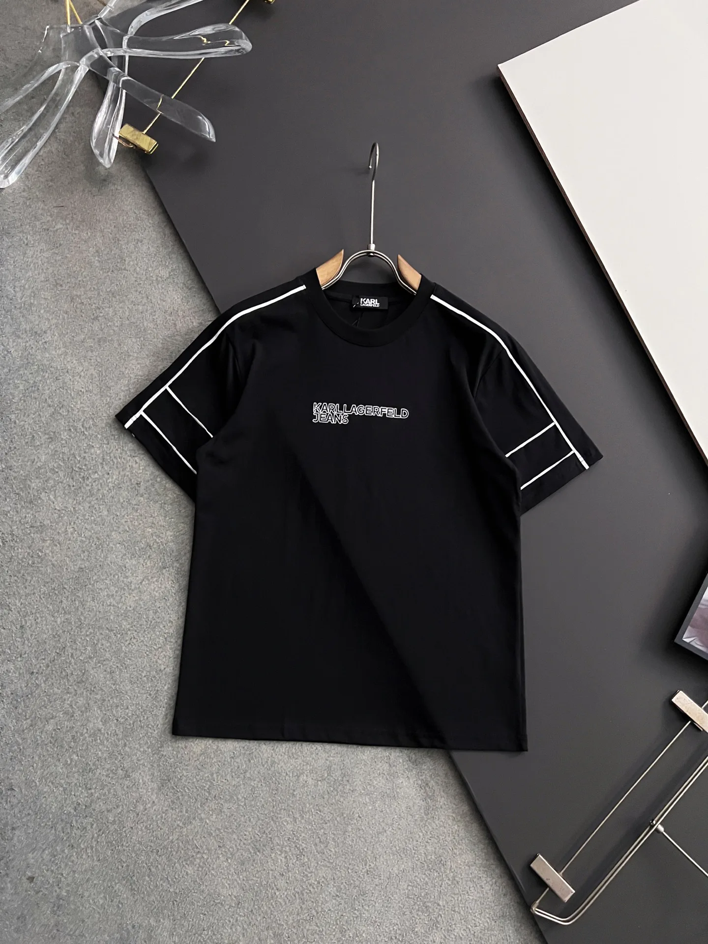 Футболки Женские Karl Lagerfeld 35066