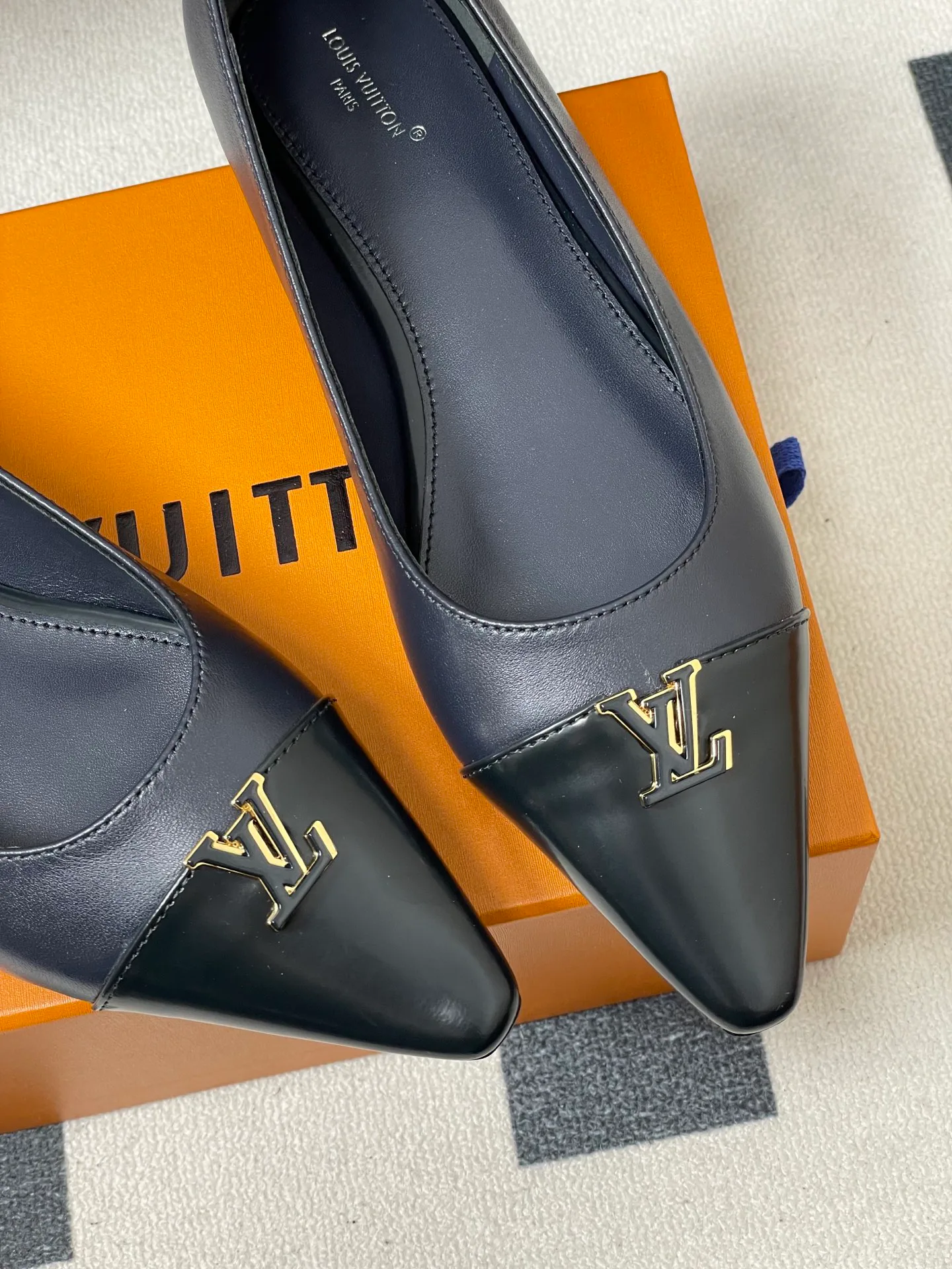 Туфли Женские Louis Vuitton 11628695