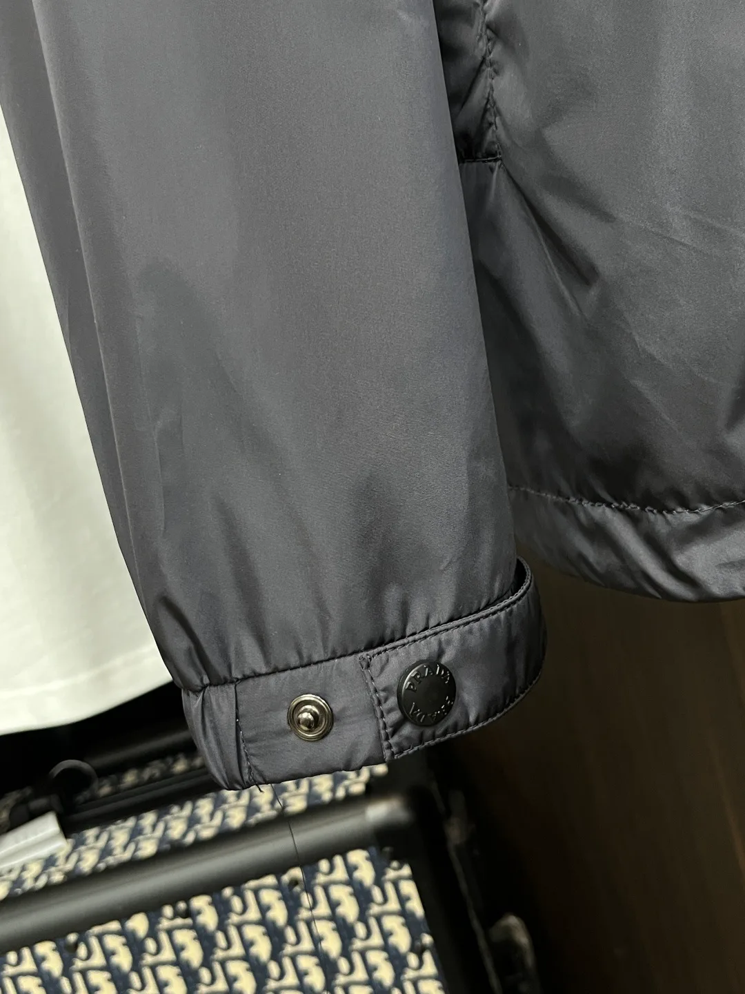 Куртки И Пуховики Мужские Prada 11386067
