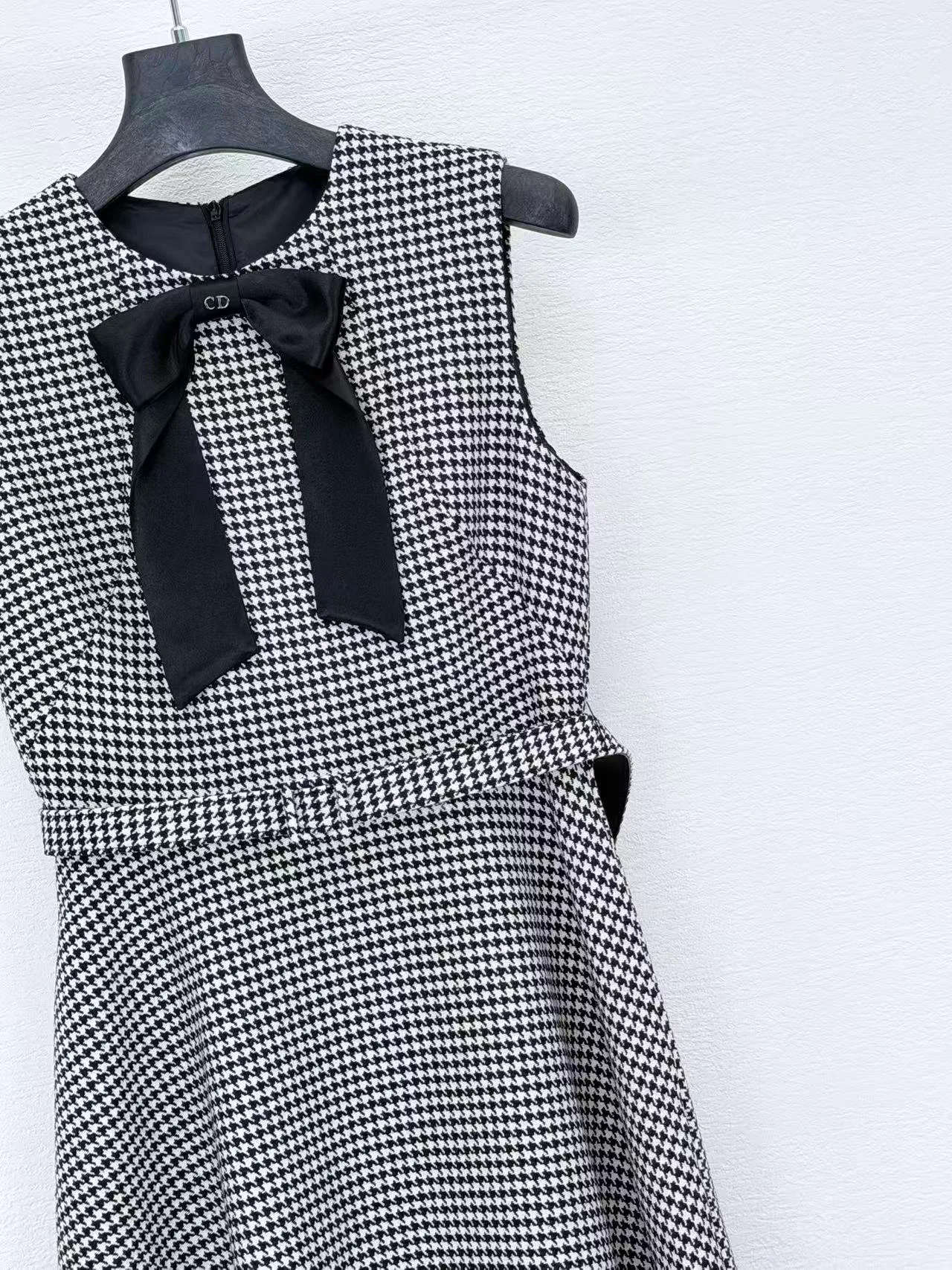 Платья Женские Christian Dior 12649782
