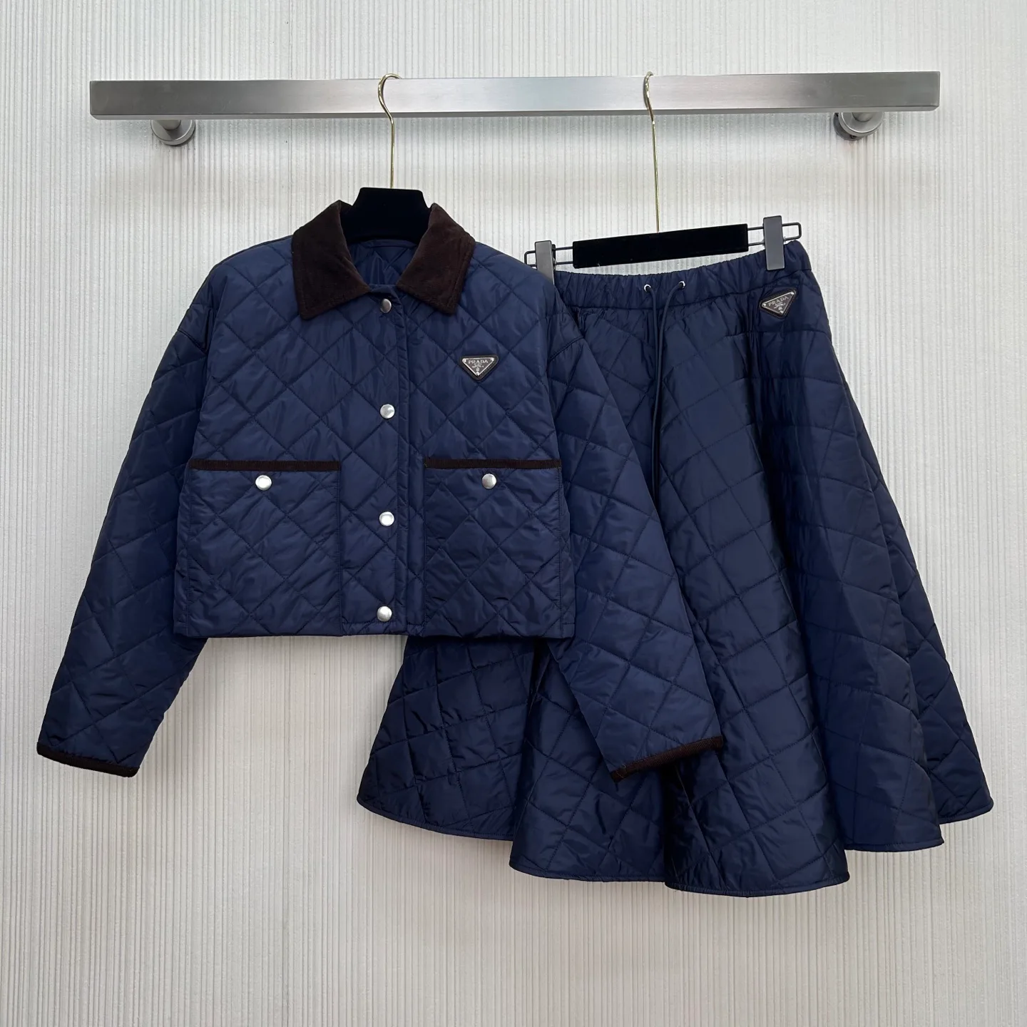 Куртки И Пуховики Женские Prada 254620