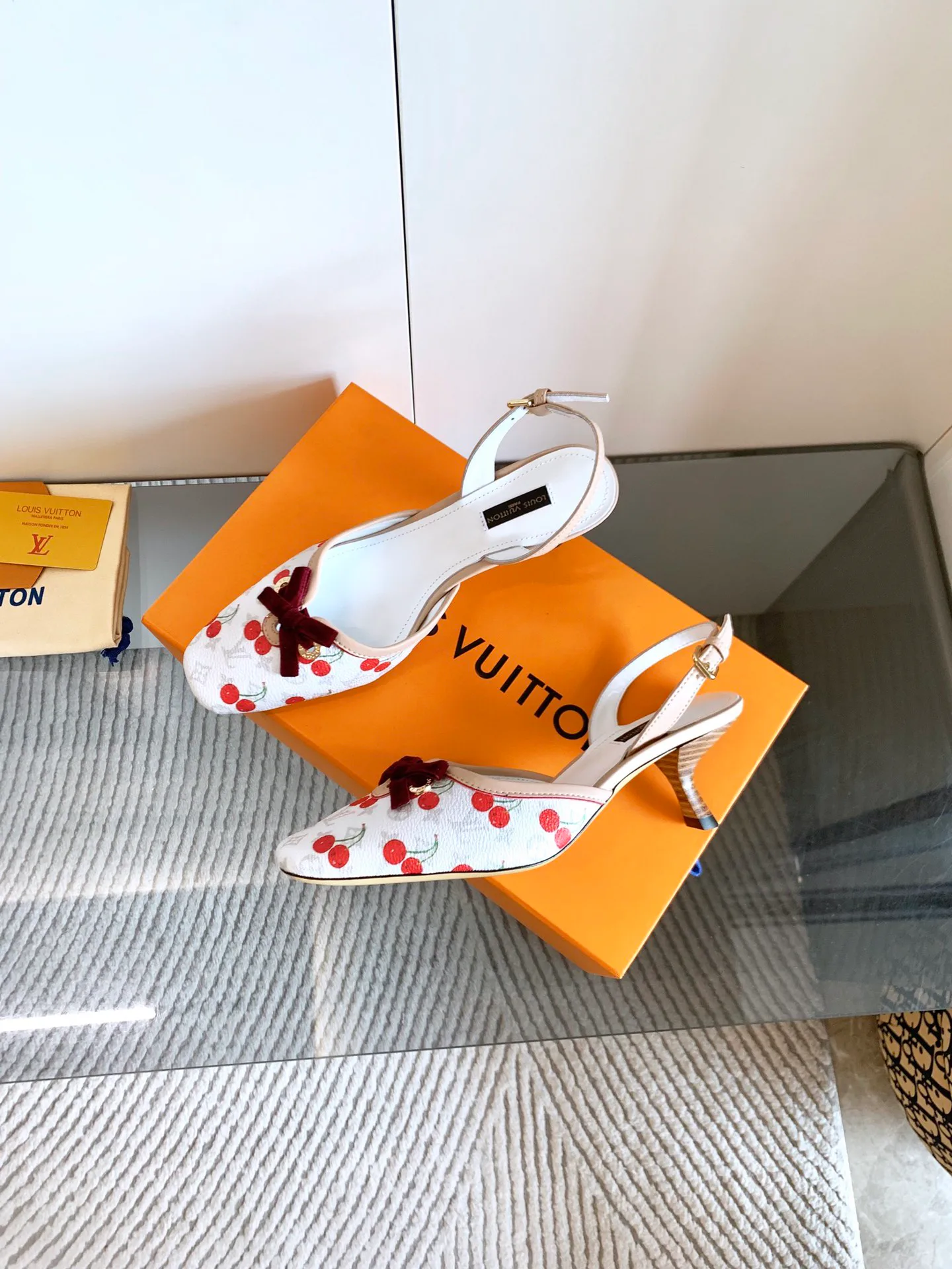 Сандалии Женские Louis Vuitton 11291237