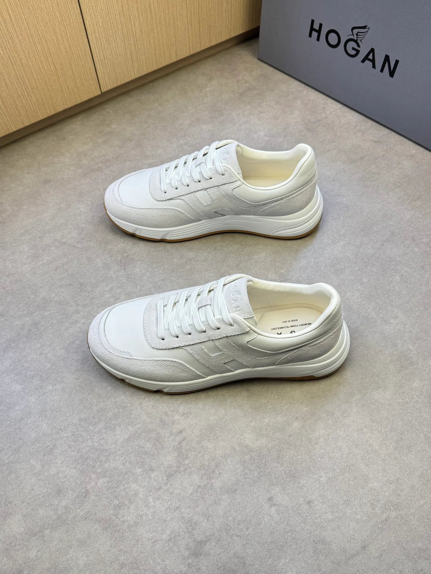 Кроссовки Мужские Hogan 737856