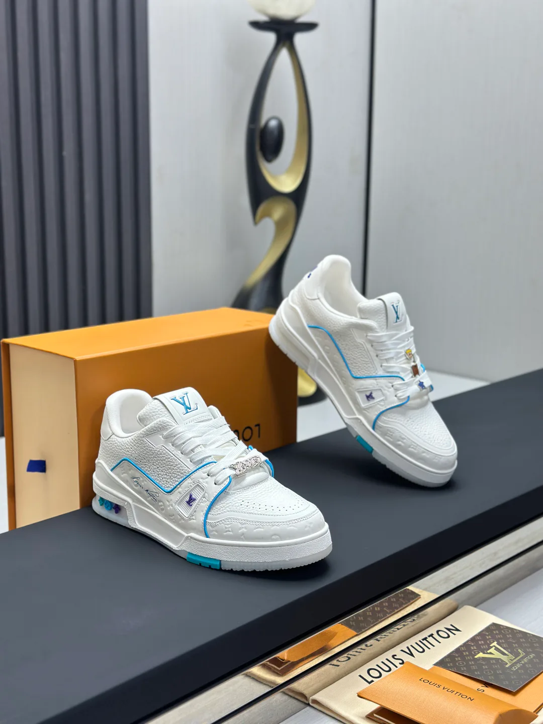 Кроссовки Женские Louis Vuitton 271950