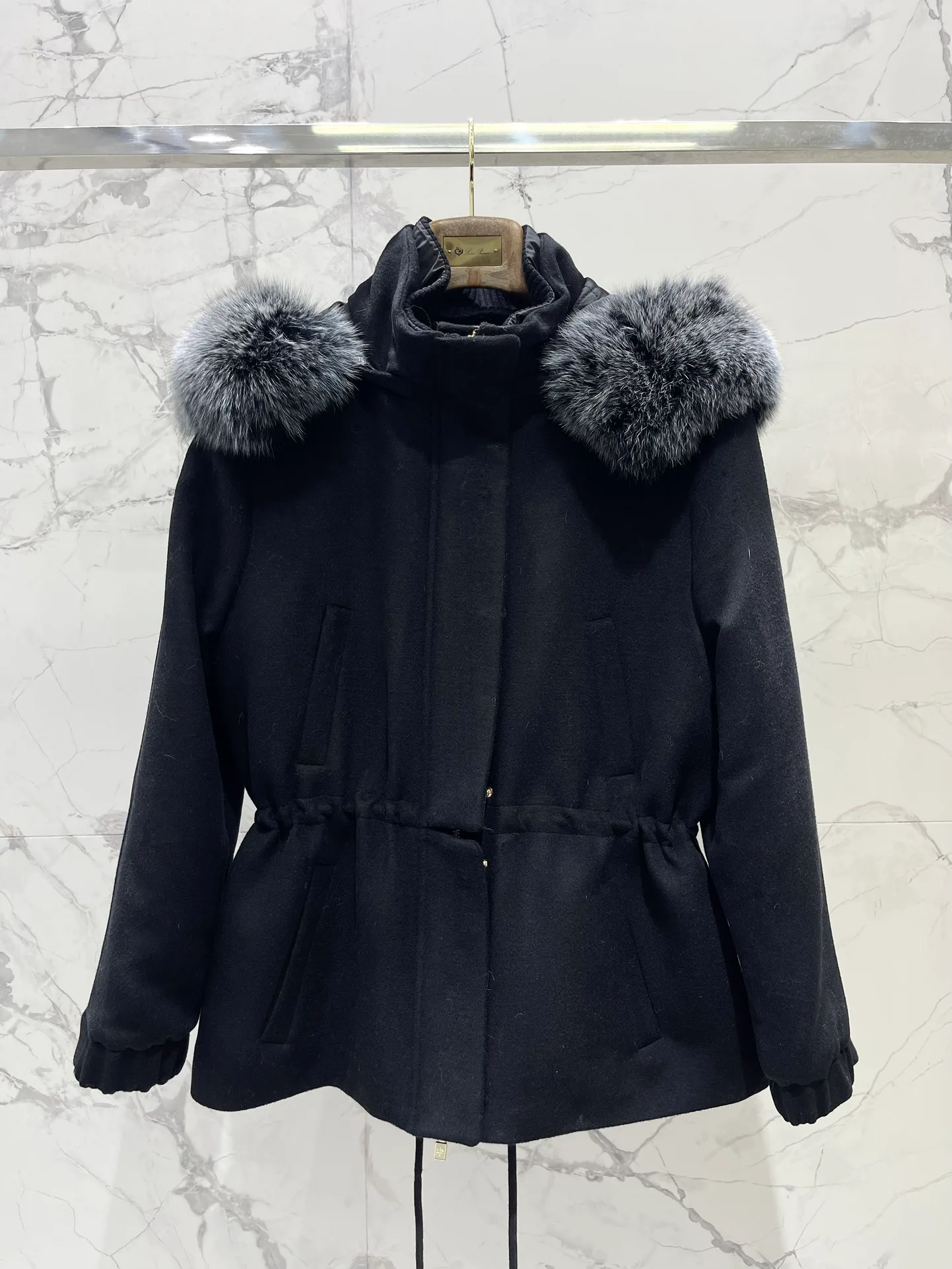 Куртки И Пуховики Женские Loro Piana 1144978