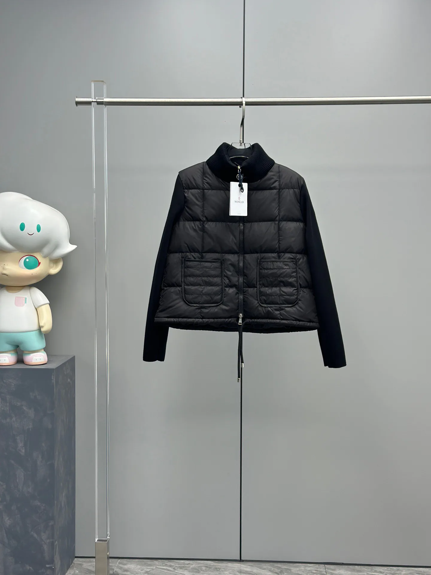 Куртки И Пуховики Женские Moncler 17951430