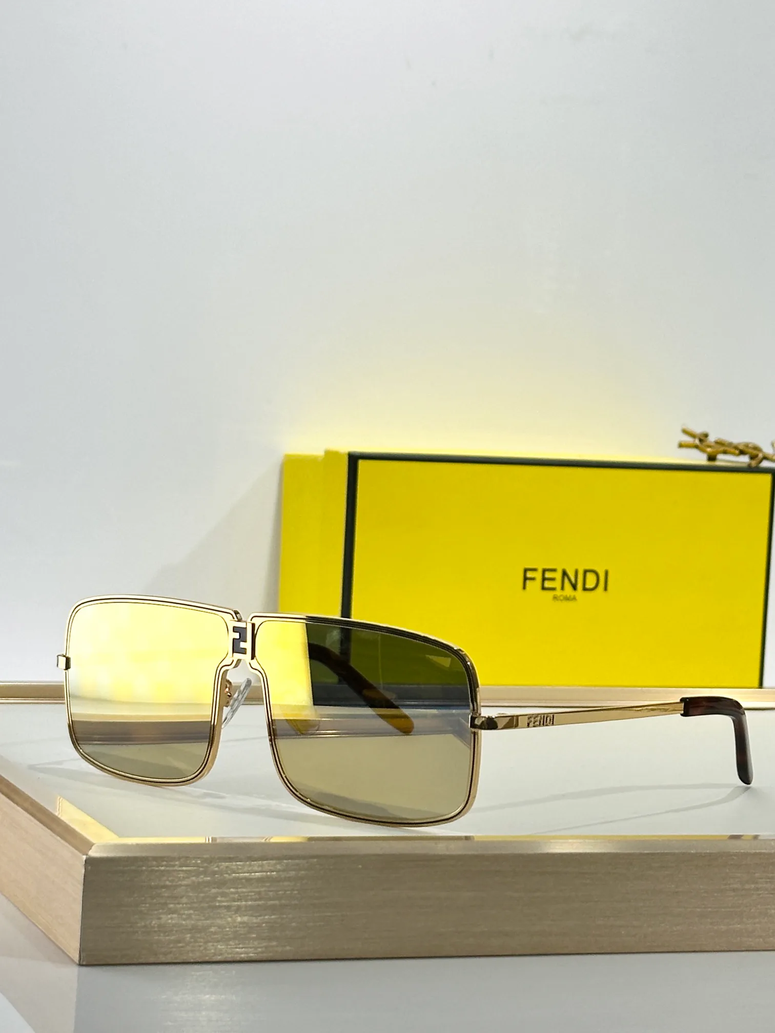 Очки Fendi 6192649