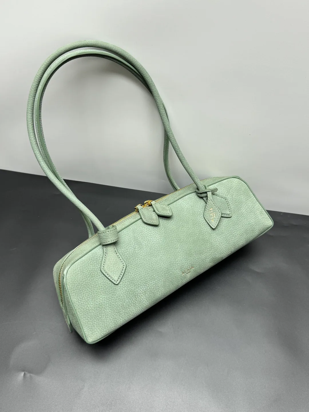 Сумки На Ремне Женские Alaia 102340