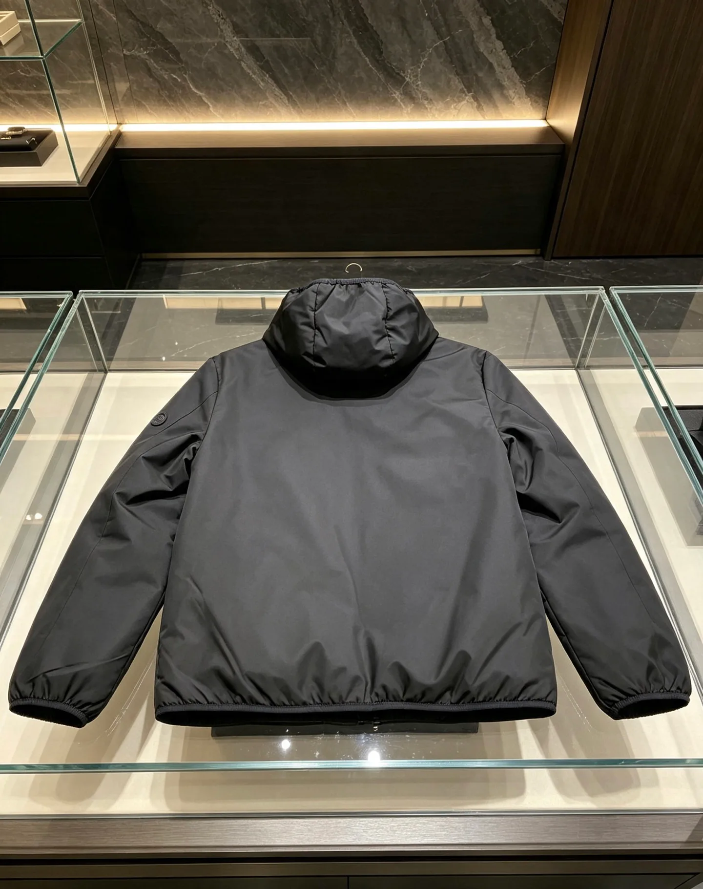 Куртки И Пуховики Женские Moncler 19044688