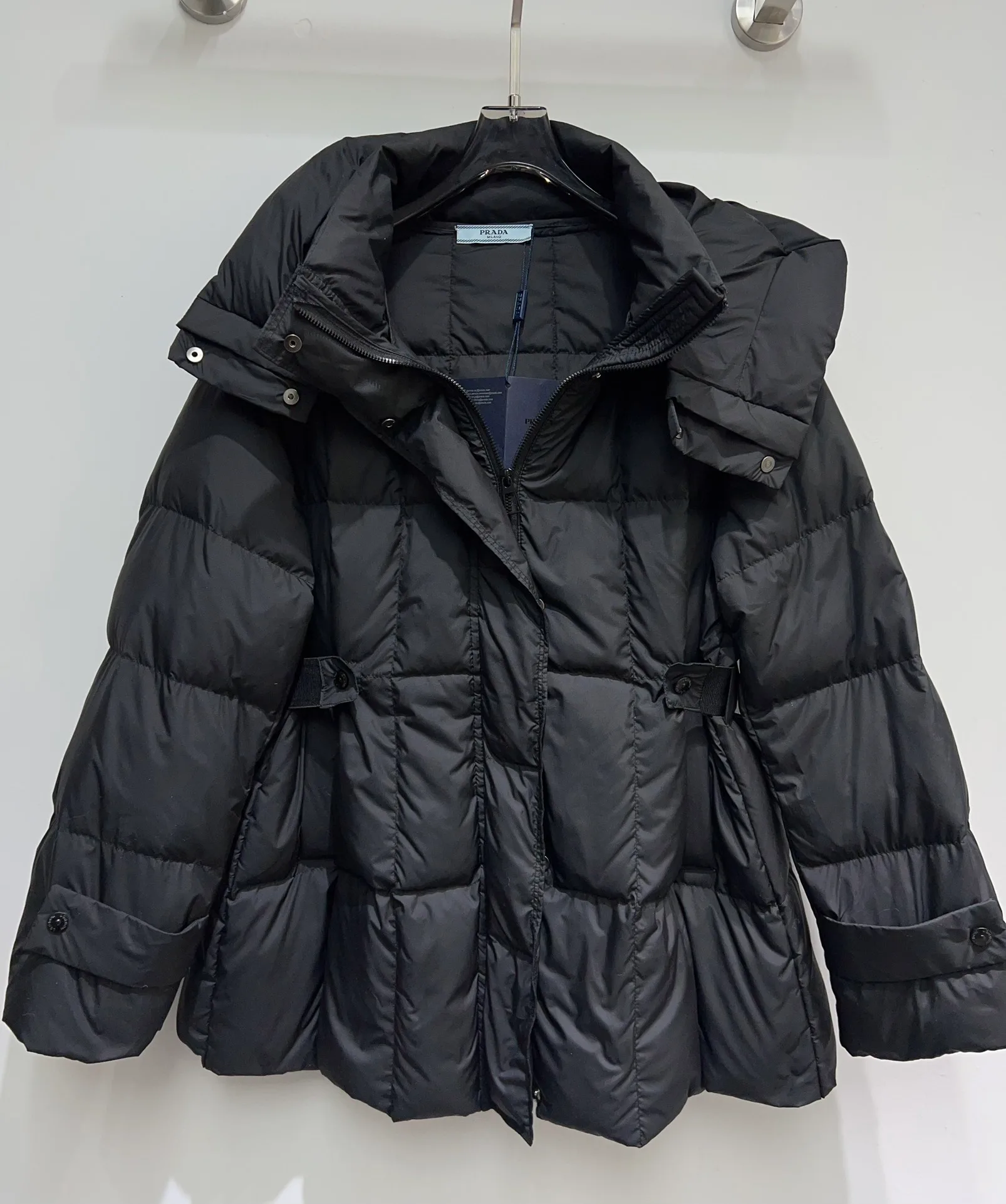 Куртки И Пуховики Женские Prada 1634301