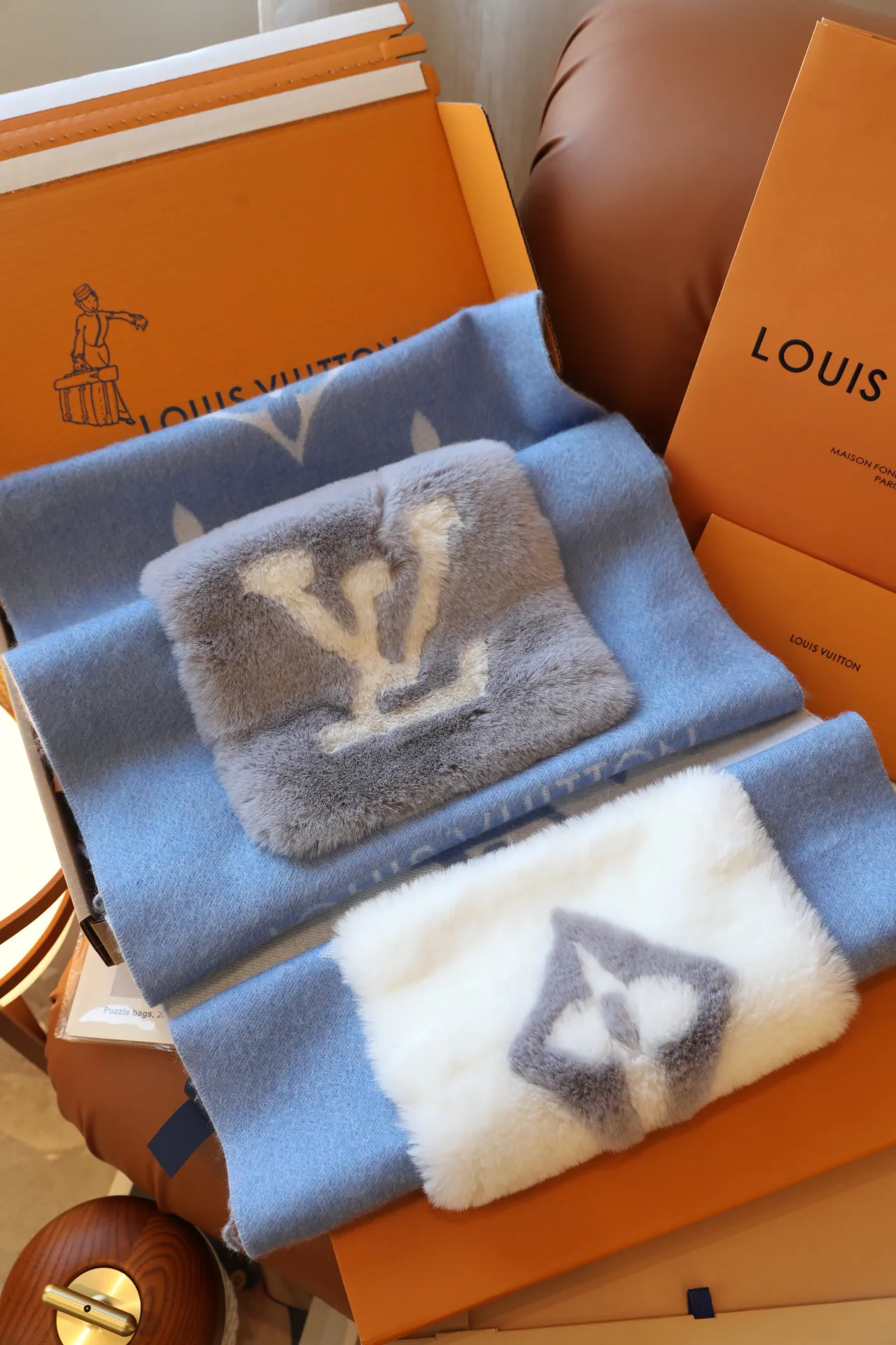 Шарфы Louis Vuitton 11654296