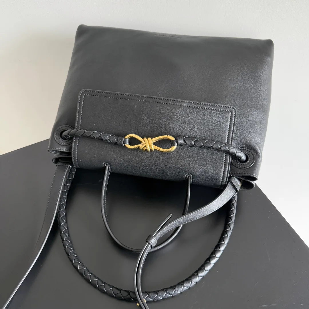 Классические Сумки Женские Bottega Veneta 16878916