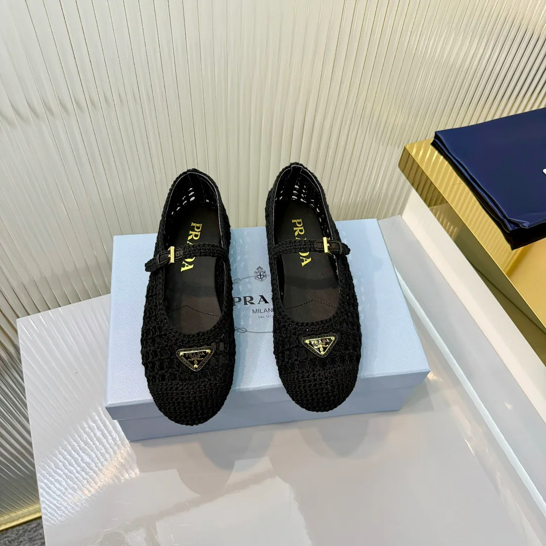 Балетки Женские Prada 11386410