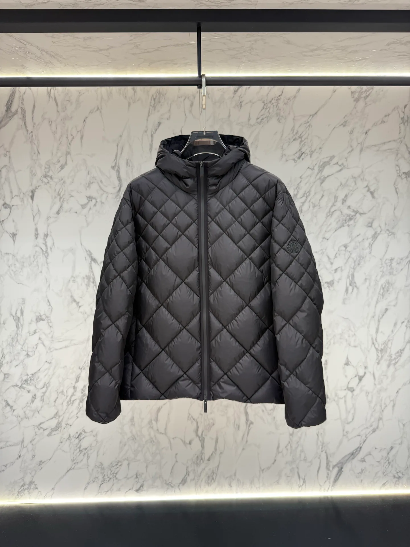 Куртки И Пуховики Мужские Moncler 18214576