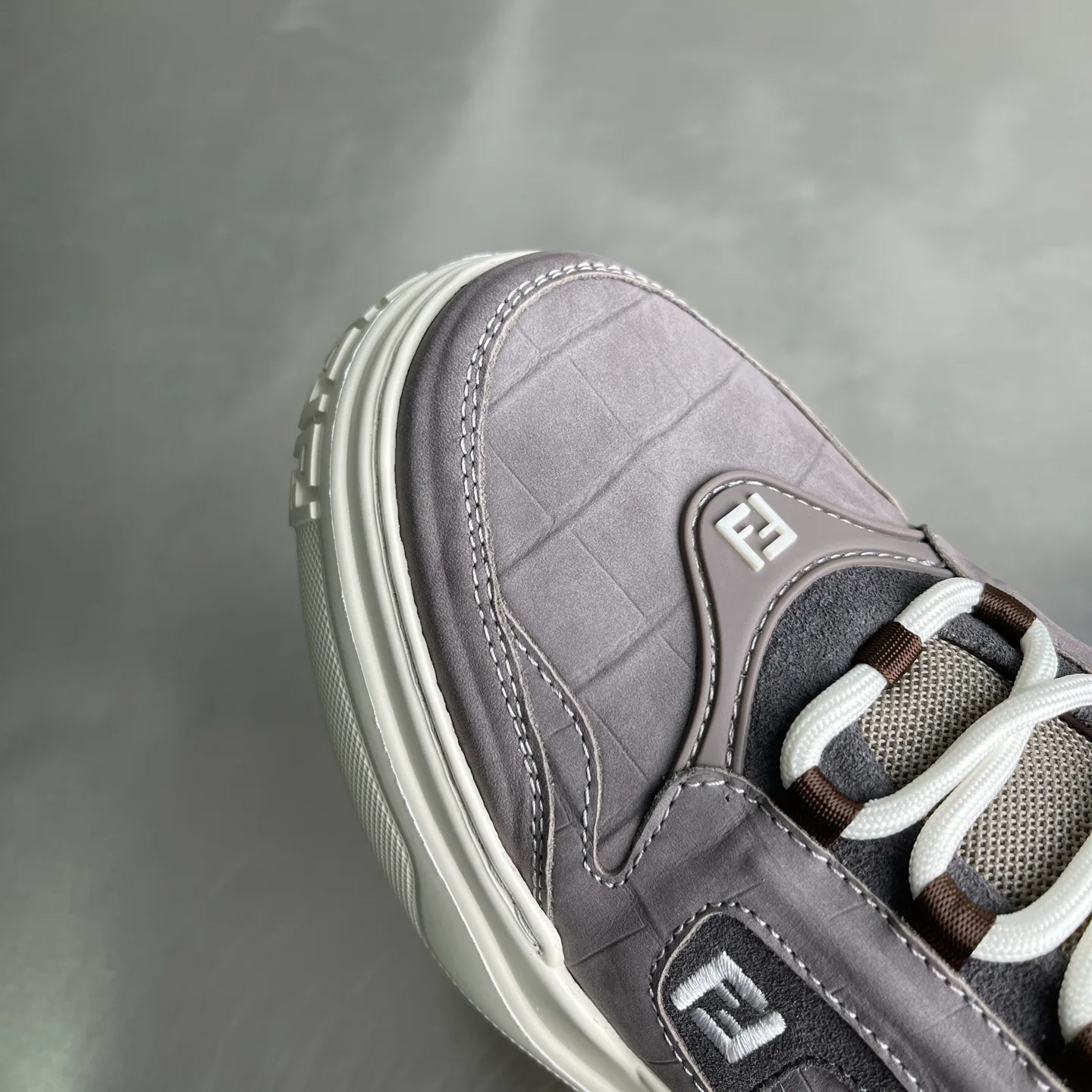 Кроссовки Мужские Fendi 9464406