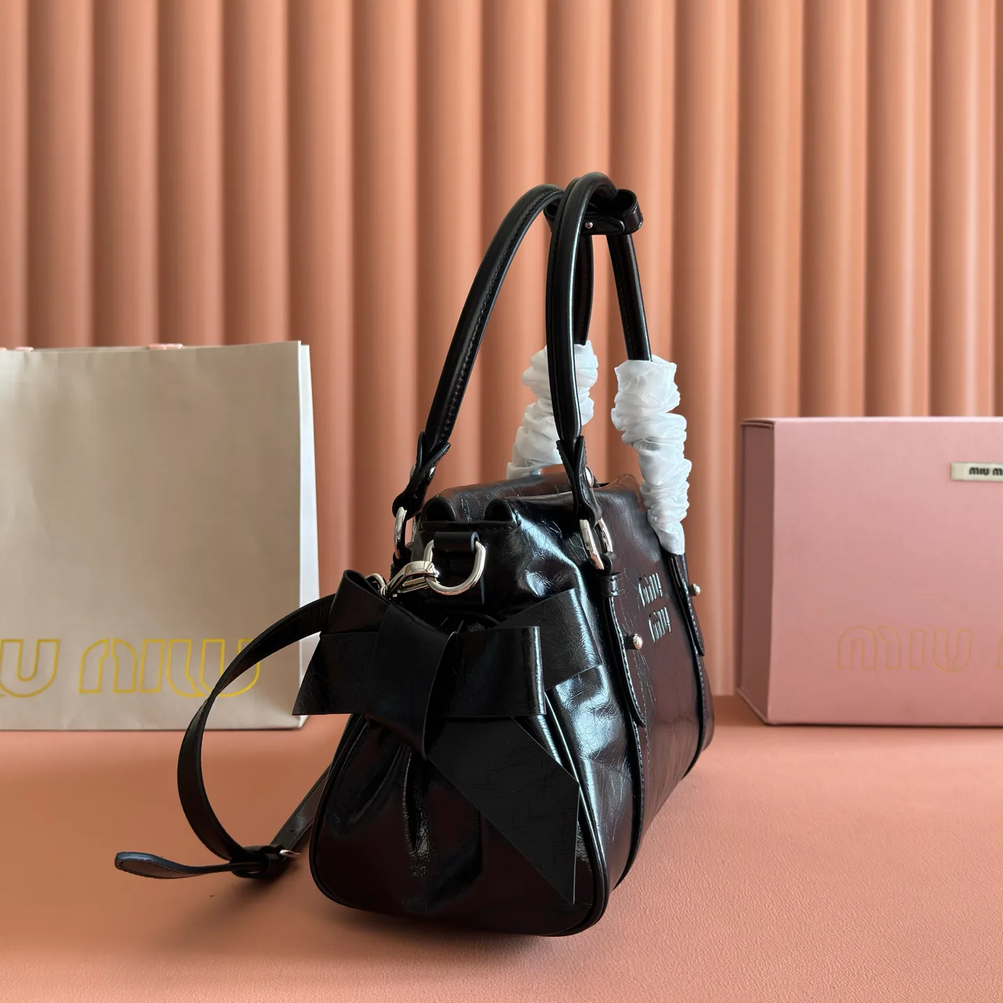 Классические Сумки Женские Miu Miu 18148106