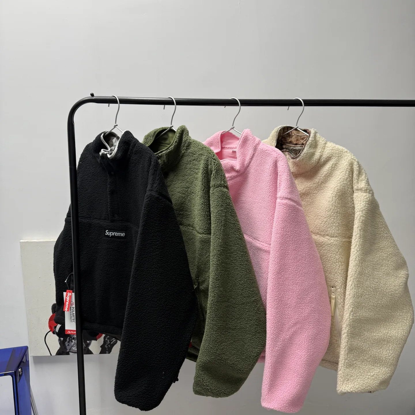 Свитшоты И Худи Женские Supreme 5380130