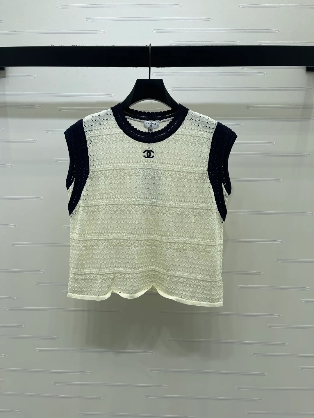 Жилеты Женские Chanel 16903641