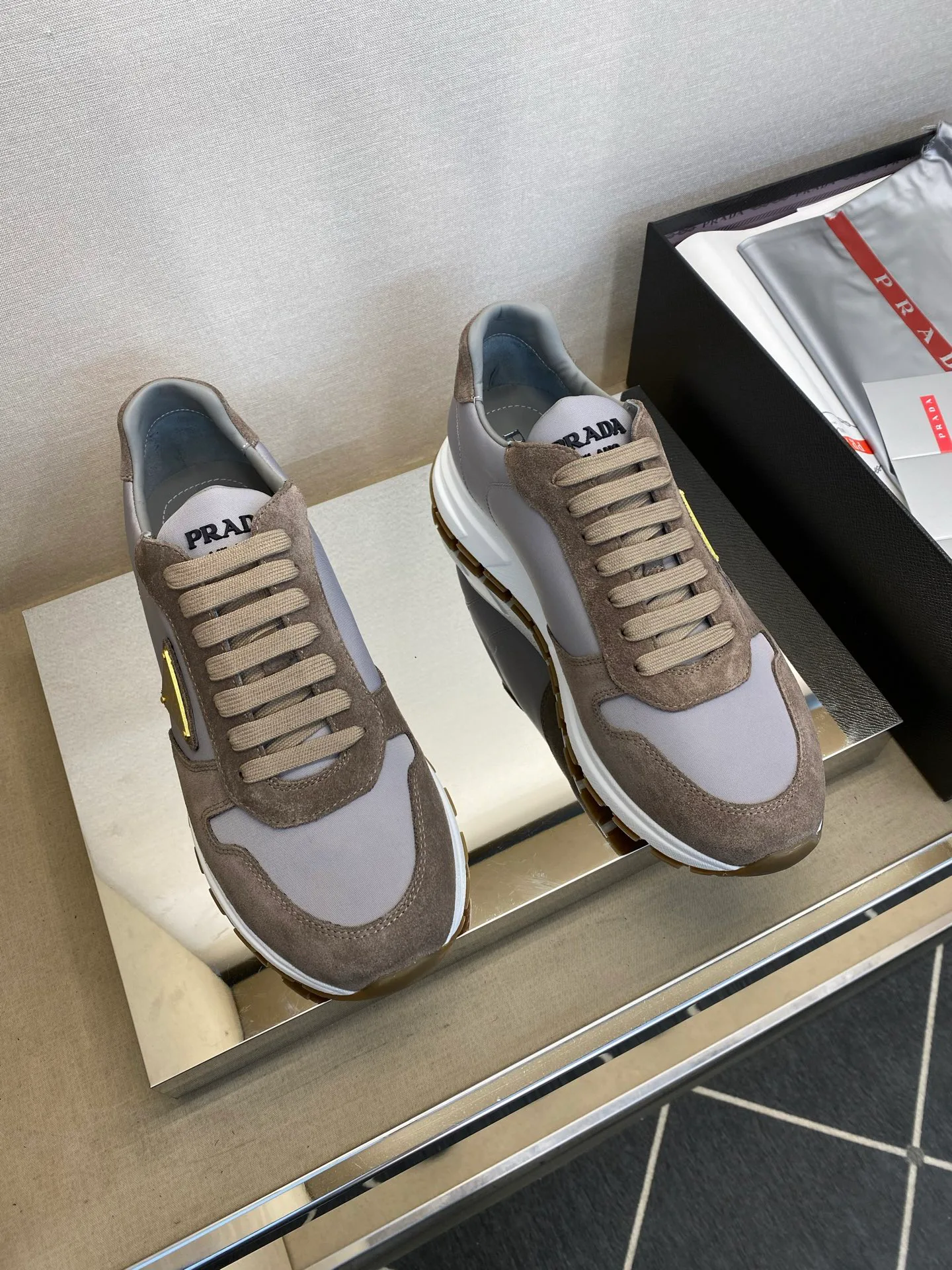 Кроссовки Мужские Prada 32512