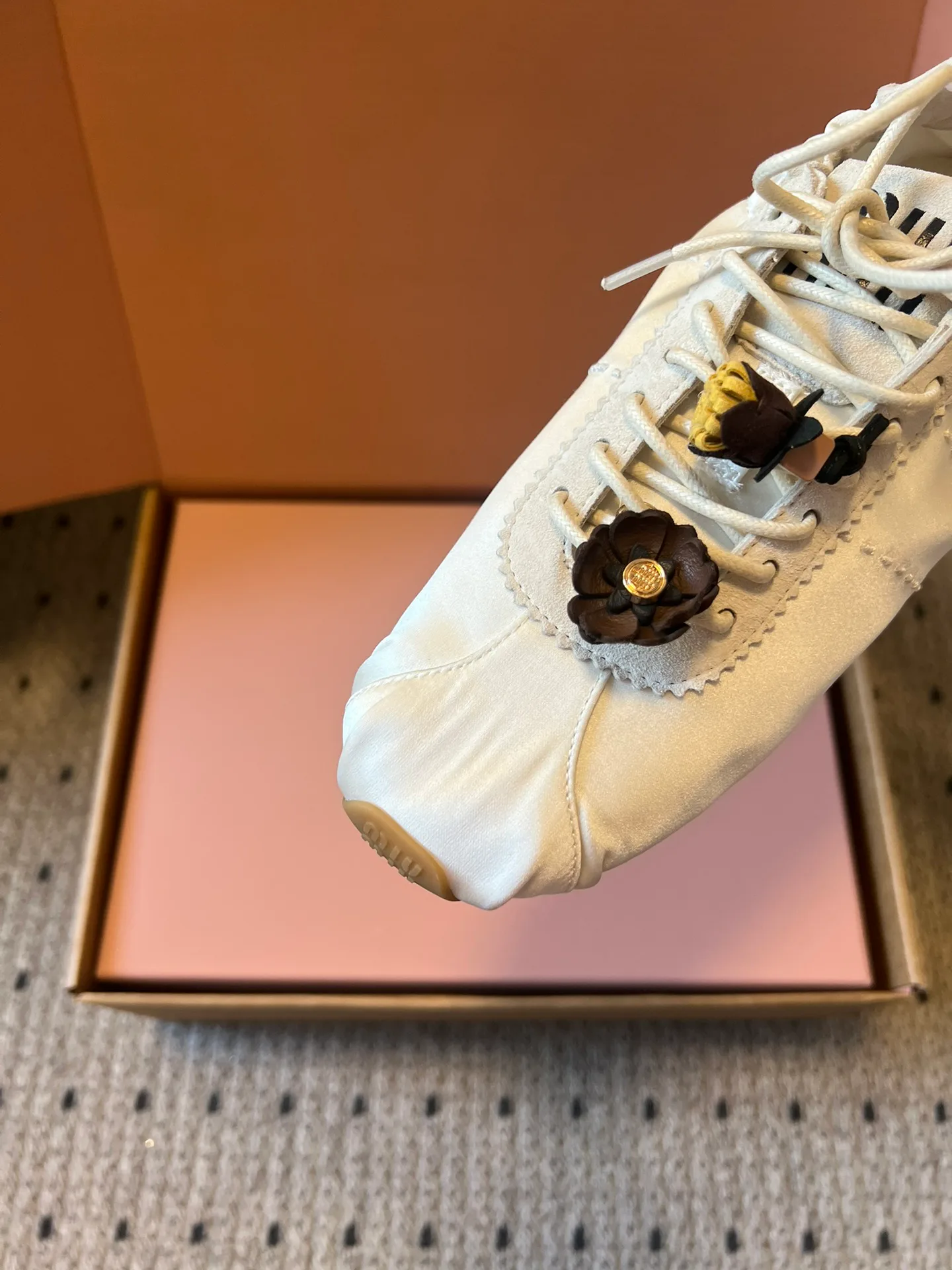 Кроссовки Женские Miu Miu 980804
