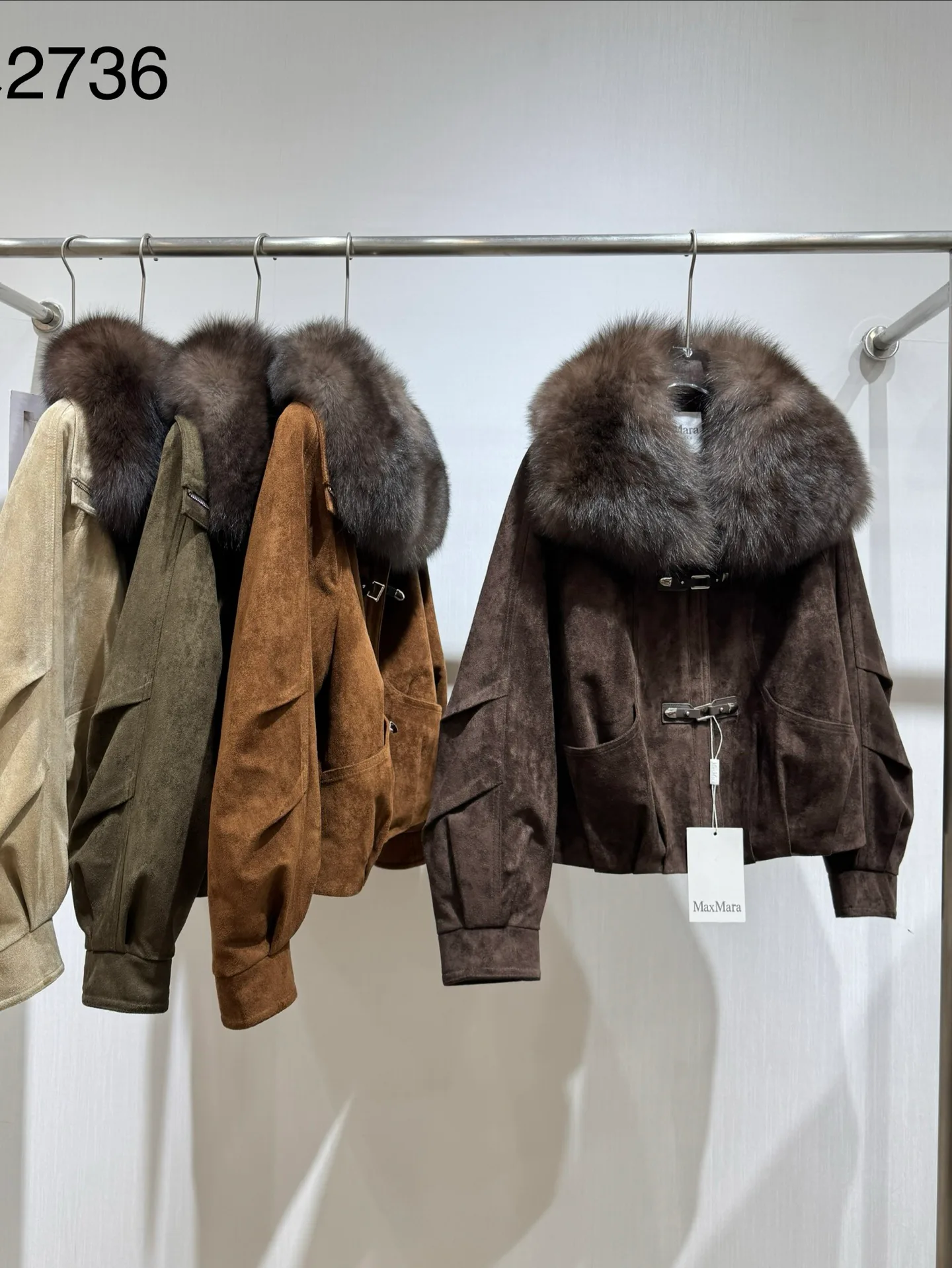 Куртки И Пуховики Женские Max Mara 18259765