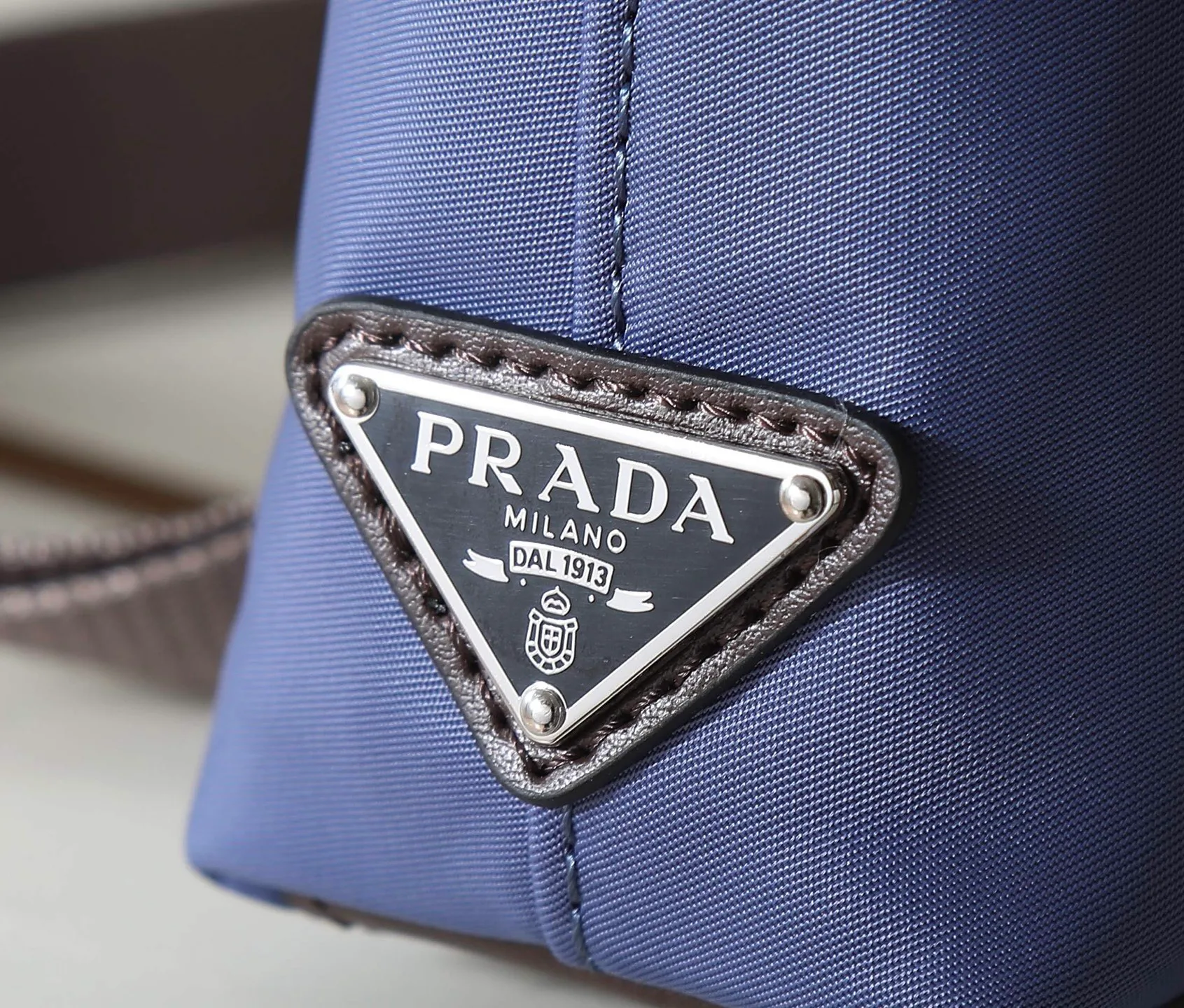 Сумки На Ремне Женские Prada 12757366